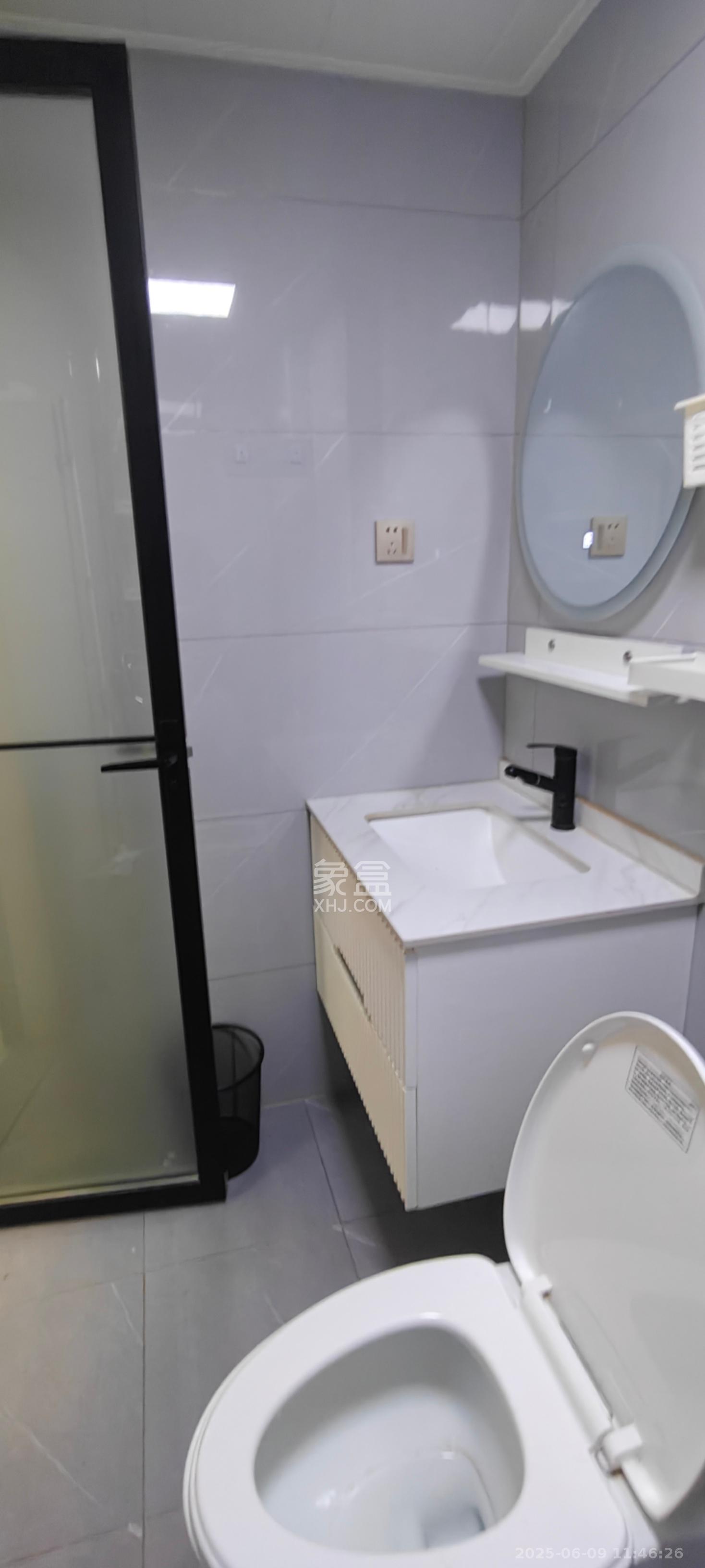 天健城 1室0厅0卫 2600.0元/月 天健城 1室0厅0卫 2600.0元/月室内图