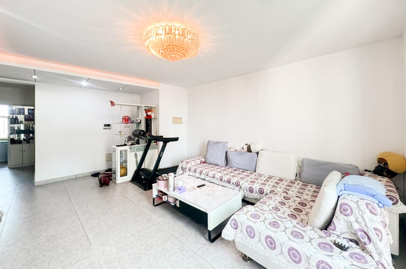 格林星城  4室2厅2卫    158.0万 格林星城  4室2厅2卫    158.0万客厅