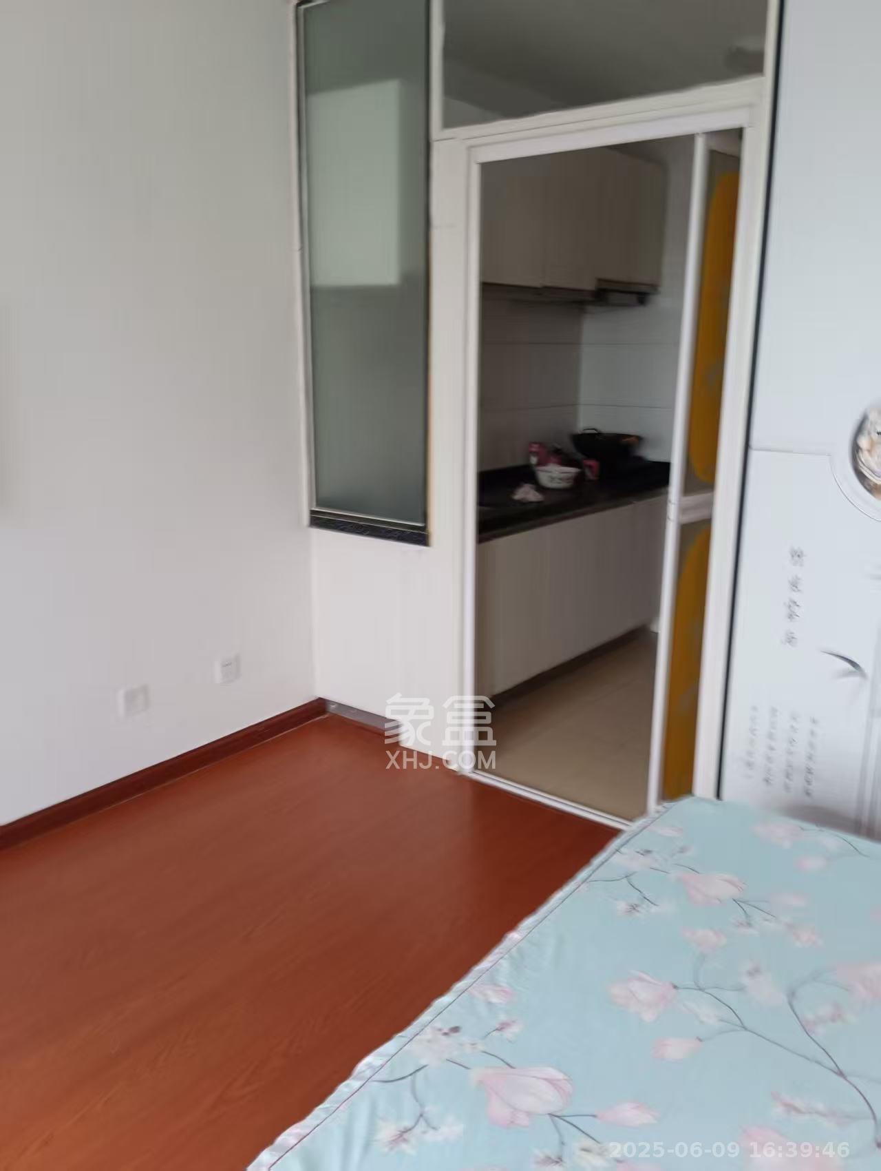 江山帝景哈佛  1室1厅1卫   1300.00元/月室内图