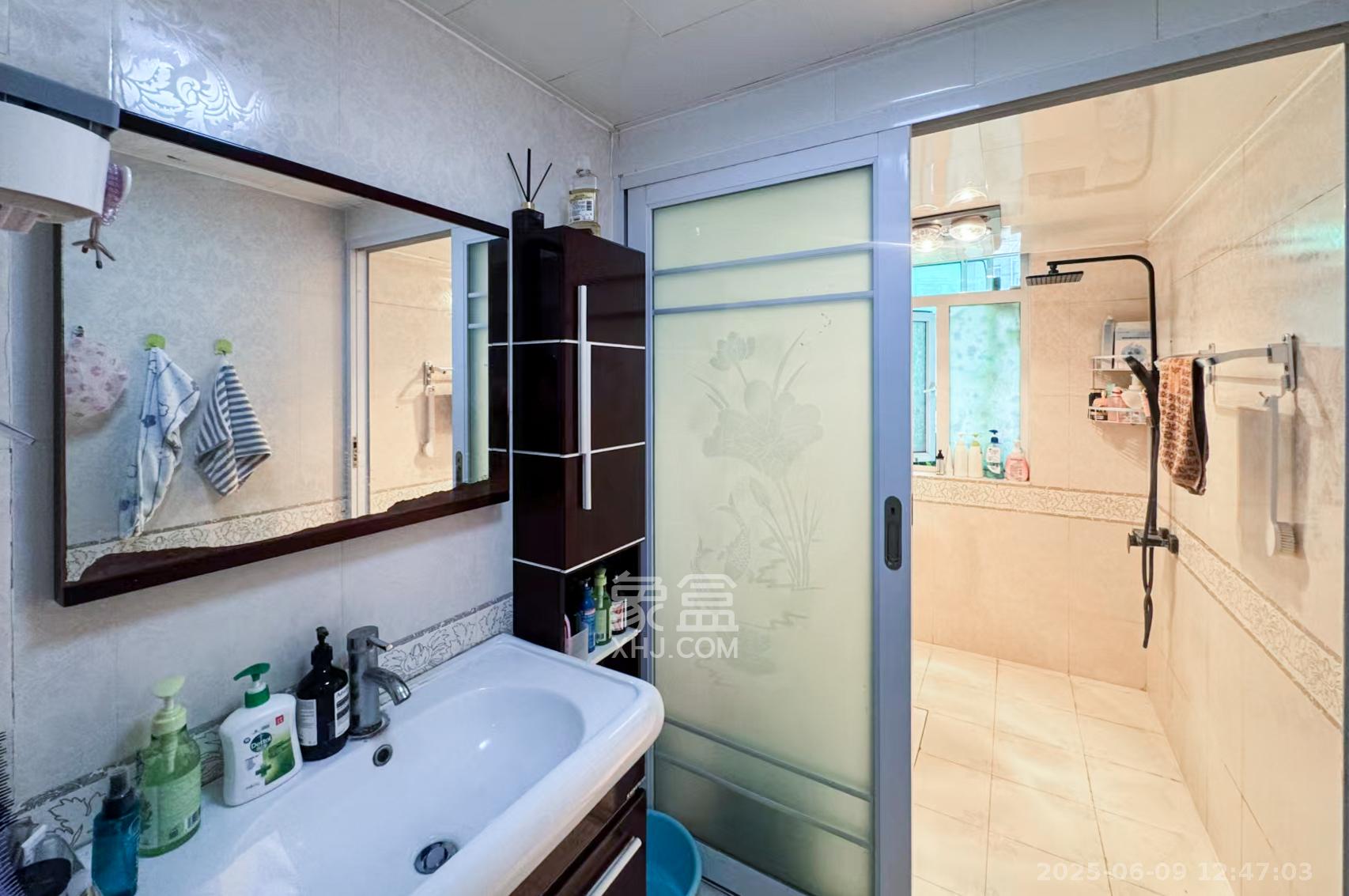 格林星城  4室2厅2卫    158.0万 格林星城  4室2厅2卫    158.0万卫生间