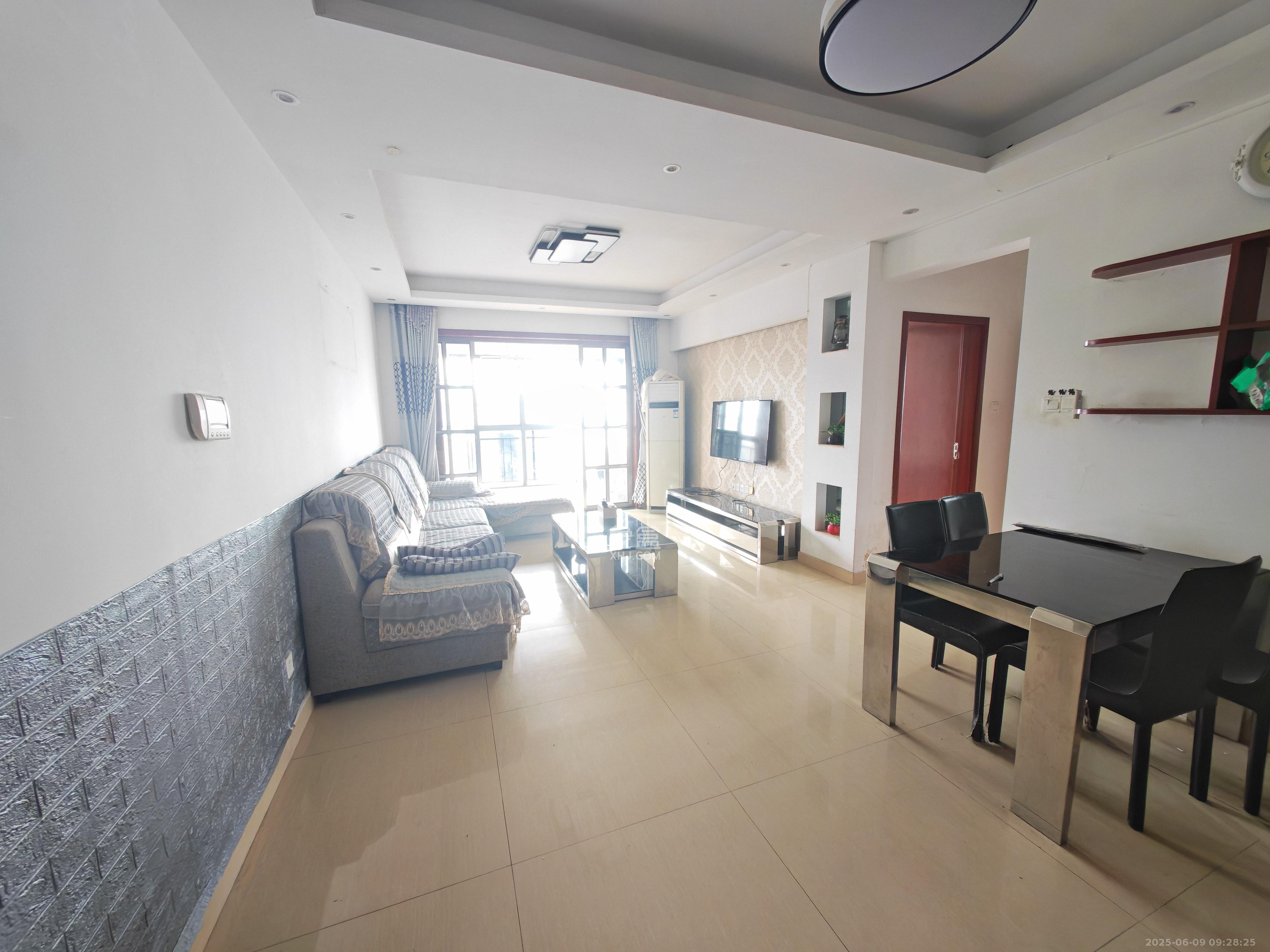 莱茵城 3室2厅1卫 1800.0元/月 莱茵城 3室2厅1卫 1800.0元/月室内图