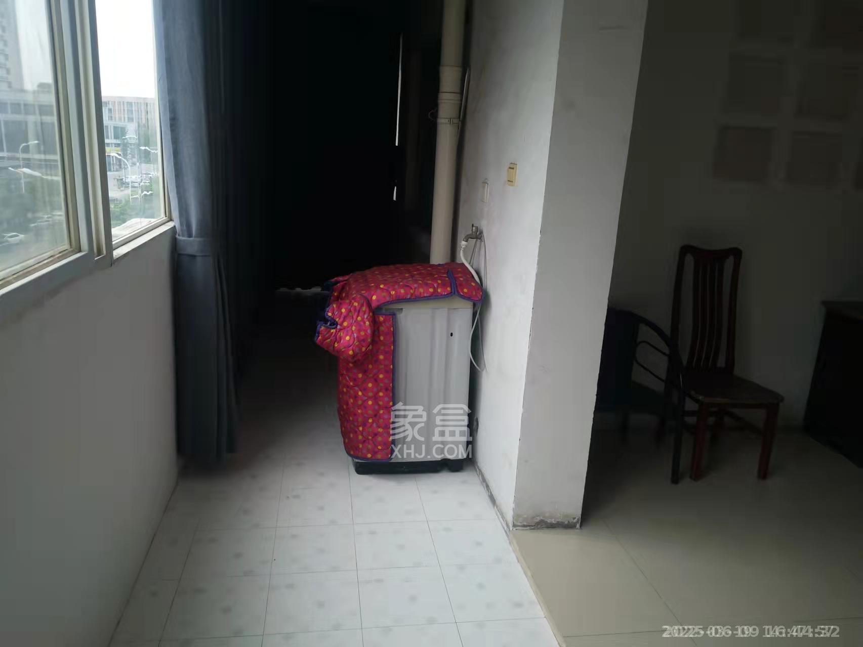 瀚水栗源  3室2厅2卫    1400.0元/月室内图