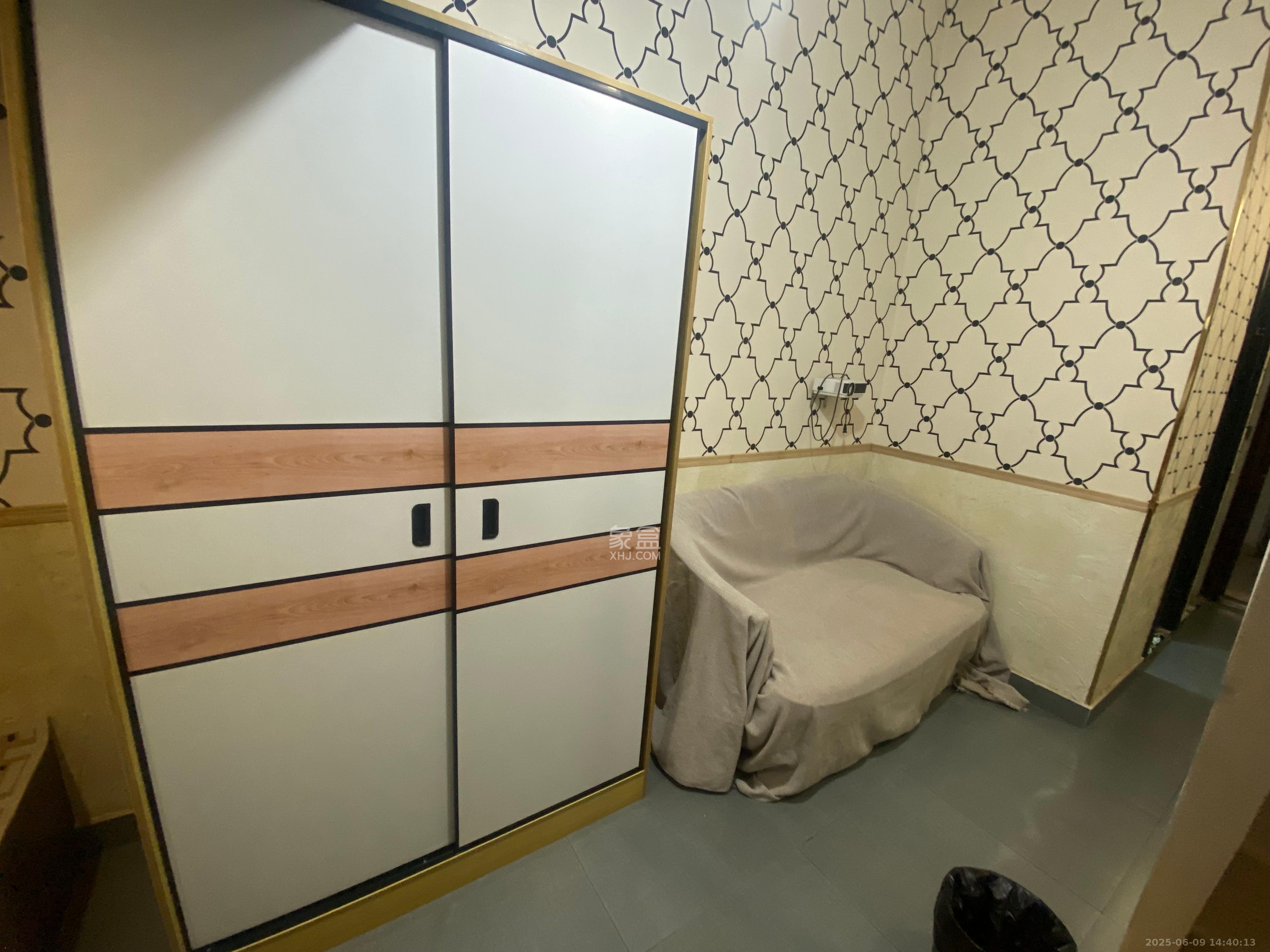 叠彩兰亭 1室1厅1卫 1100.0元/月 叠彩兰亭 1室1厅1卫 1100.0元/月室内图