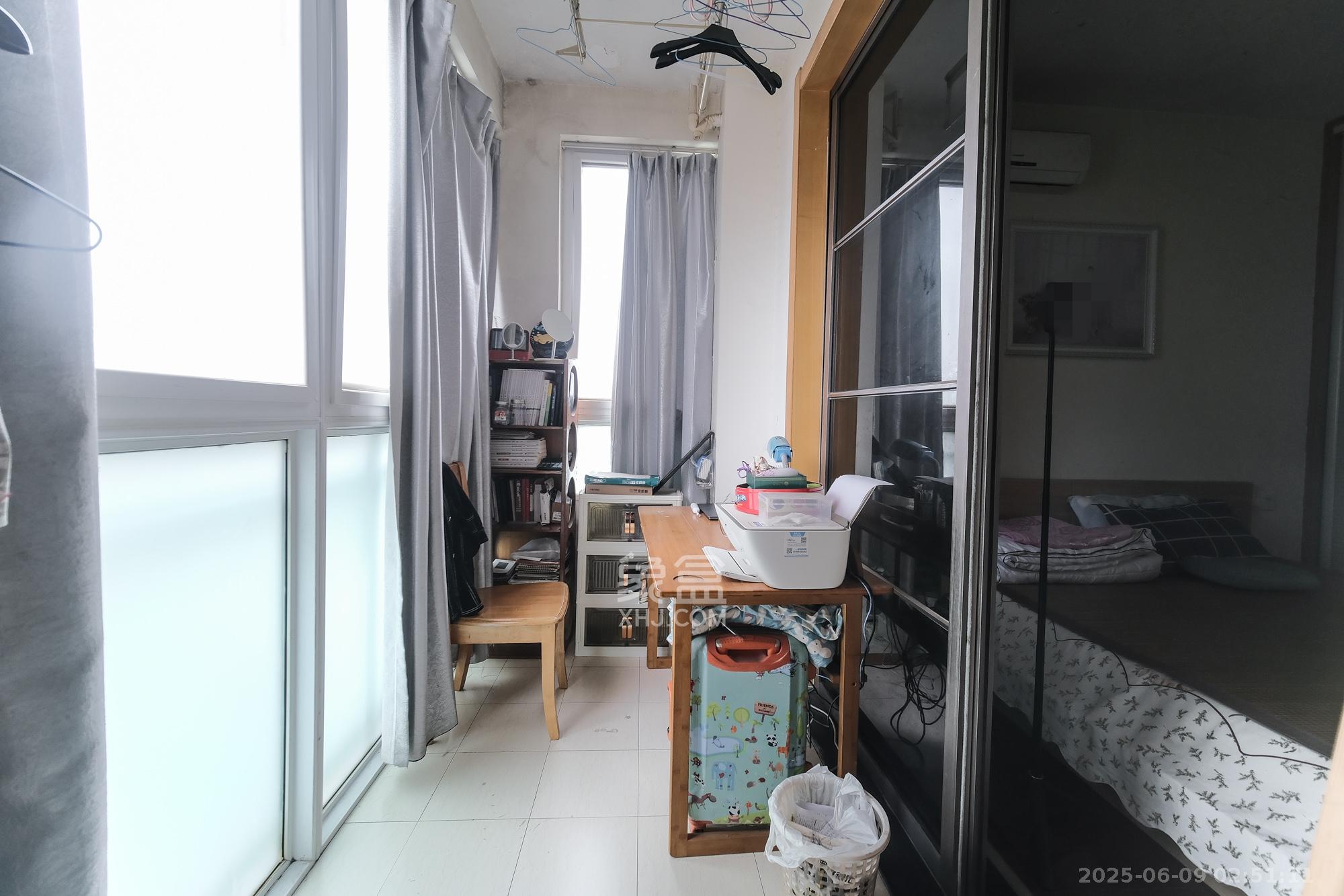 山水湾 2室2厅1卫 55.0万 山水湾 2室2厅1卫 55.0万阳台