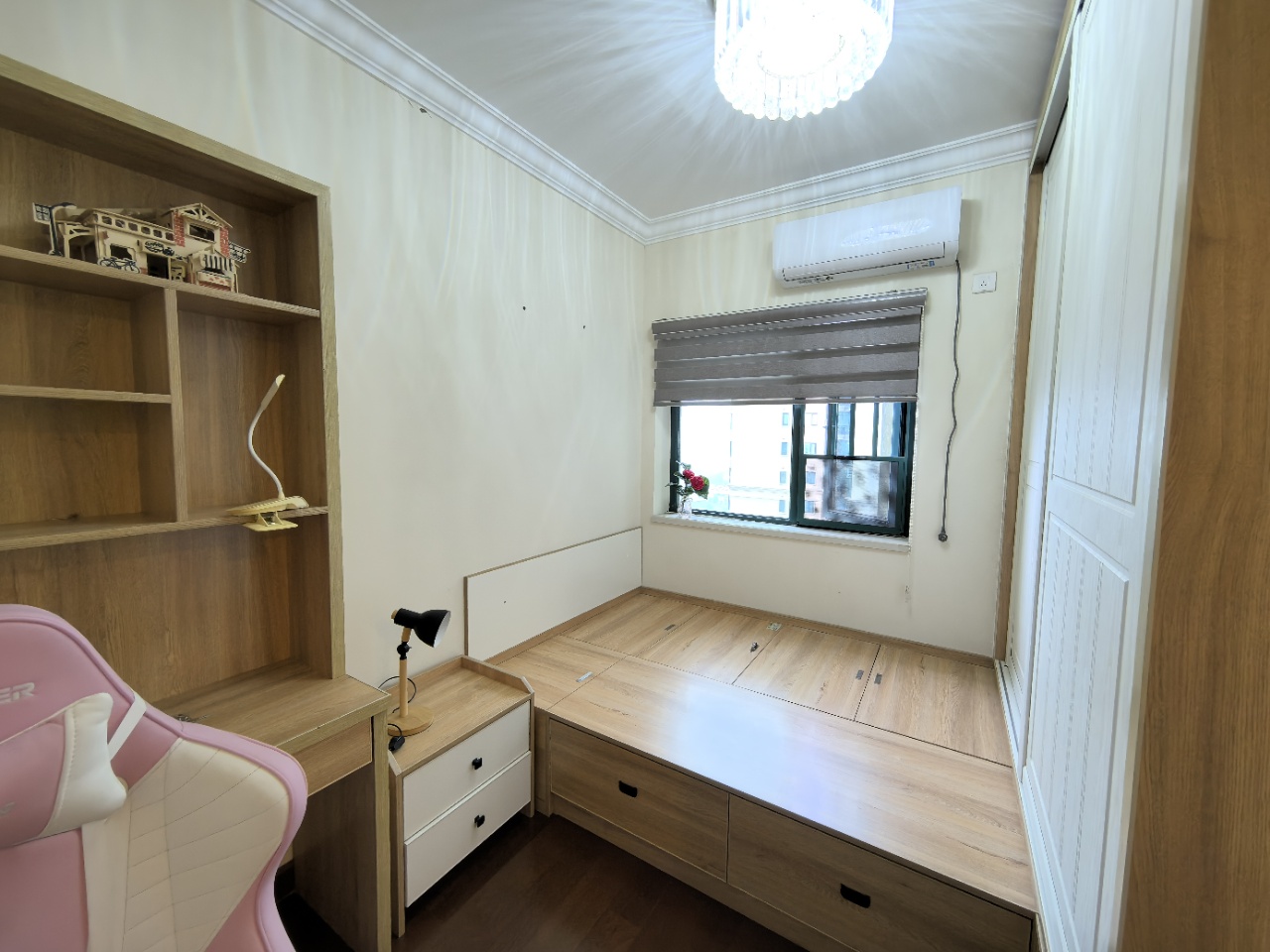 恒大绿洲 2室2厅1卫 1700.0元/月 恒大绿洲 2室2厅1卫 1700.0元/月室内图