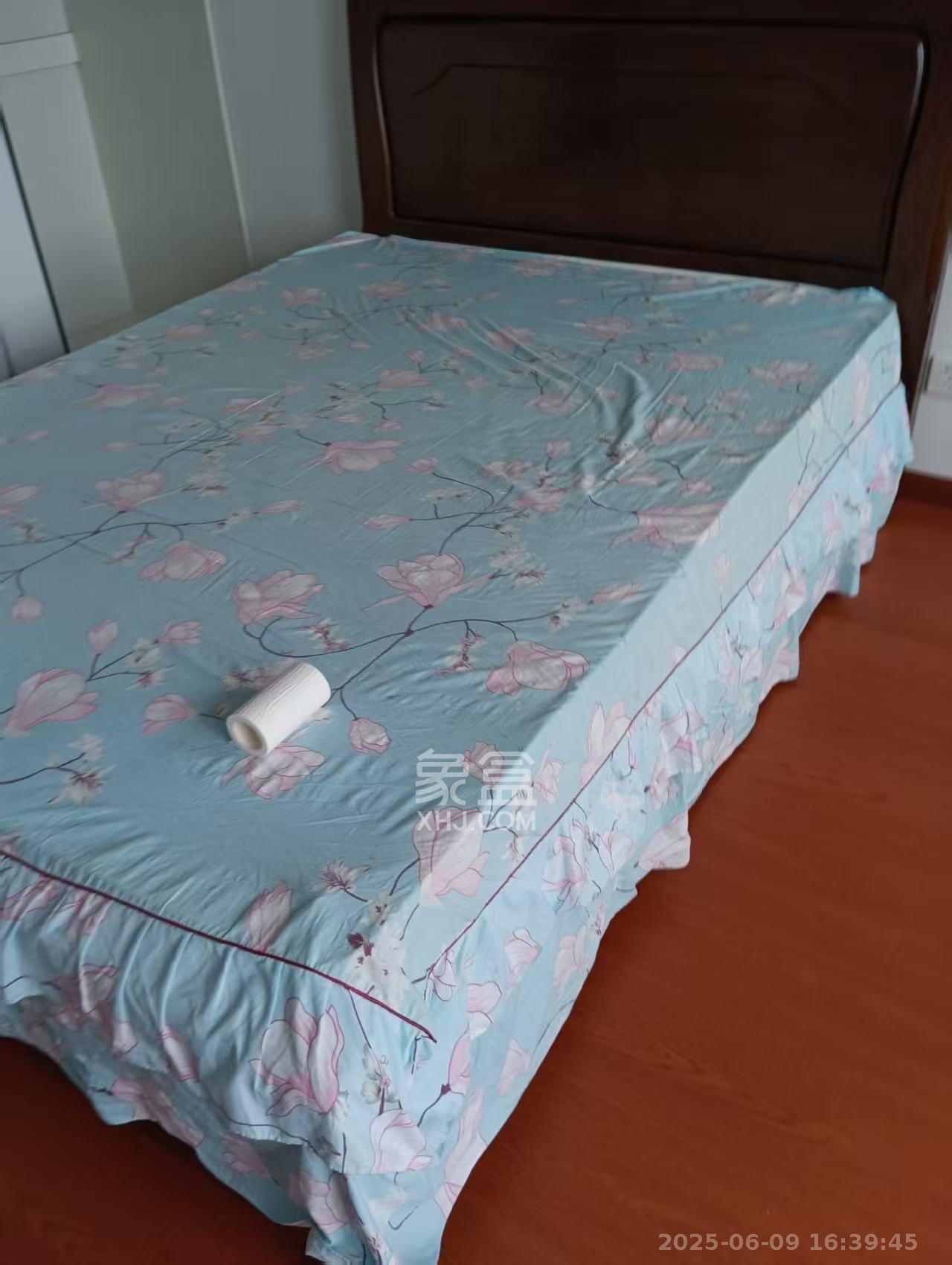 江山帝景哈佛  1室1厅1卫   1300.00元/月