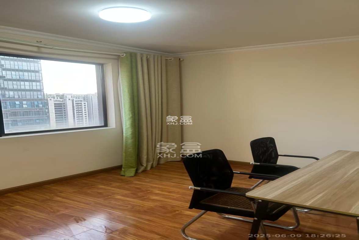 协信星澜汇  3室2厅1卫    2600.0元/月 协信星澜汇  3室2厅1卫    2600.0元/月室内图