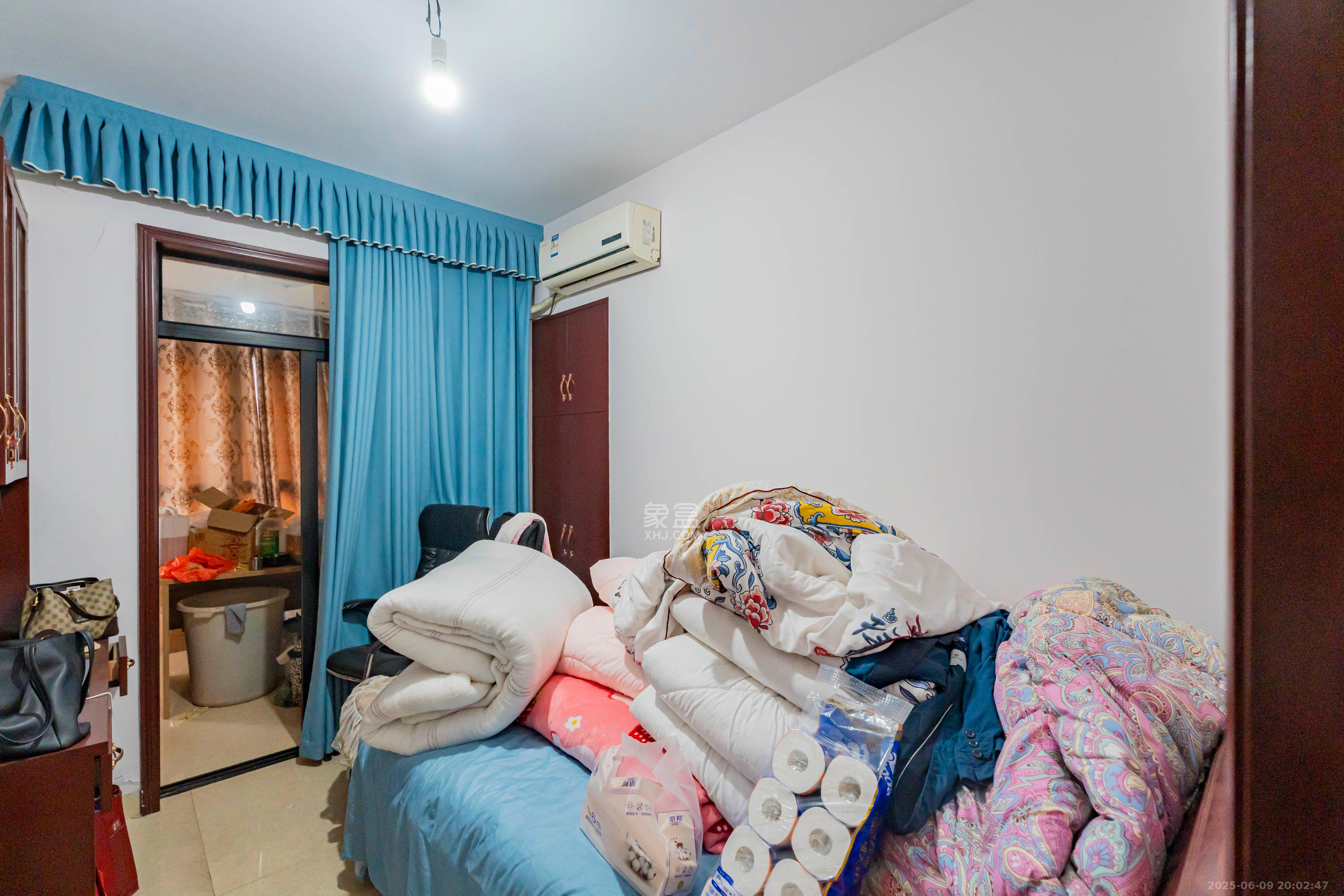 长大卧琥  4室2厅1卫    112.0万 长大卧琥  4室2厅1卫    112.0万卧室