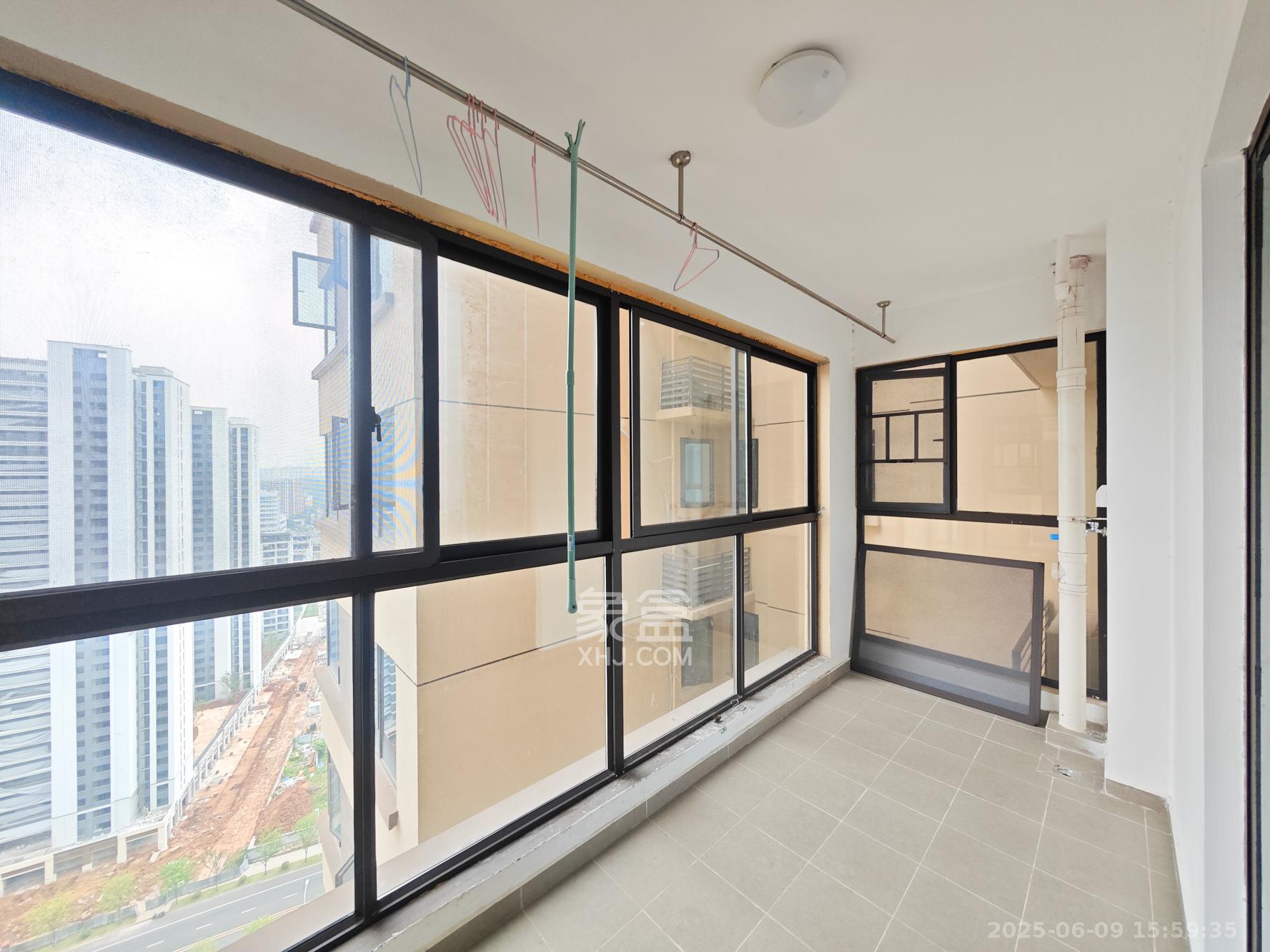 合能枫丹丽舍(柏悦名苑) 3室2厅2卫 130.0万 合能枫丹丽舍(柏悦名苑) 3室2厅2卫 130.0万其他