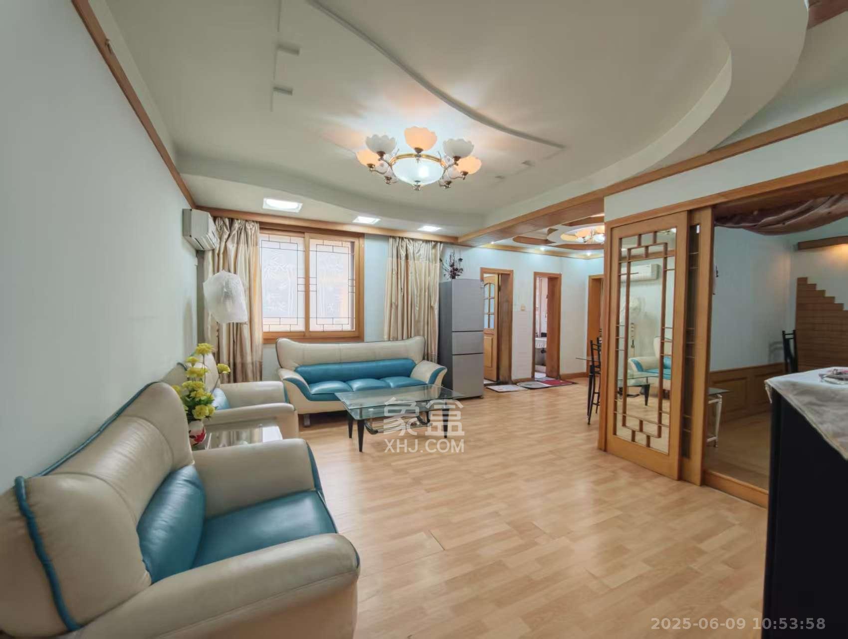 群芳园 1室2厅1卫 2000.0元/月 群芳园 1室2厅1卫 2000.0元/月室内图