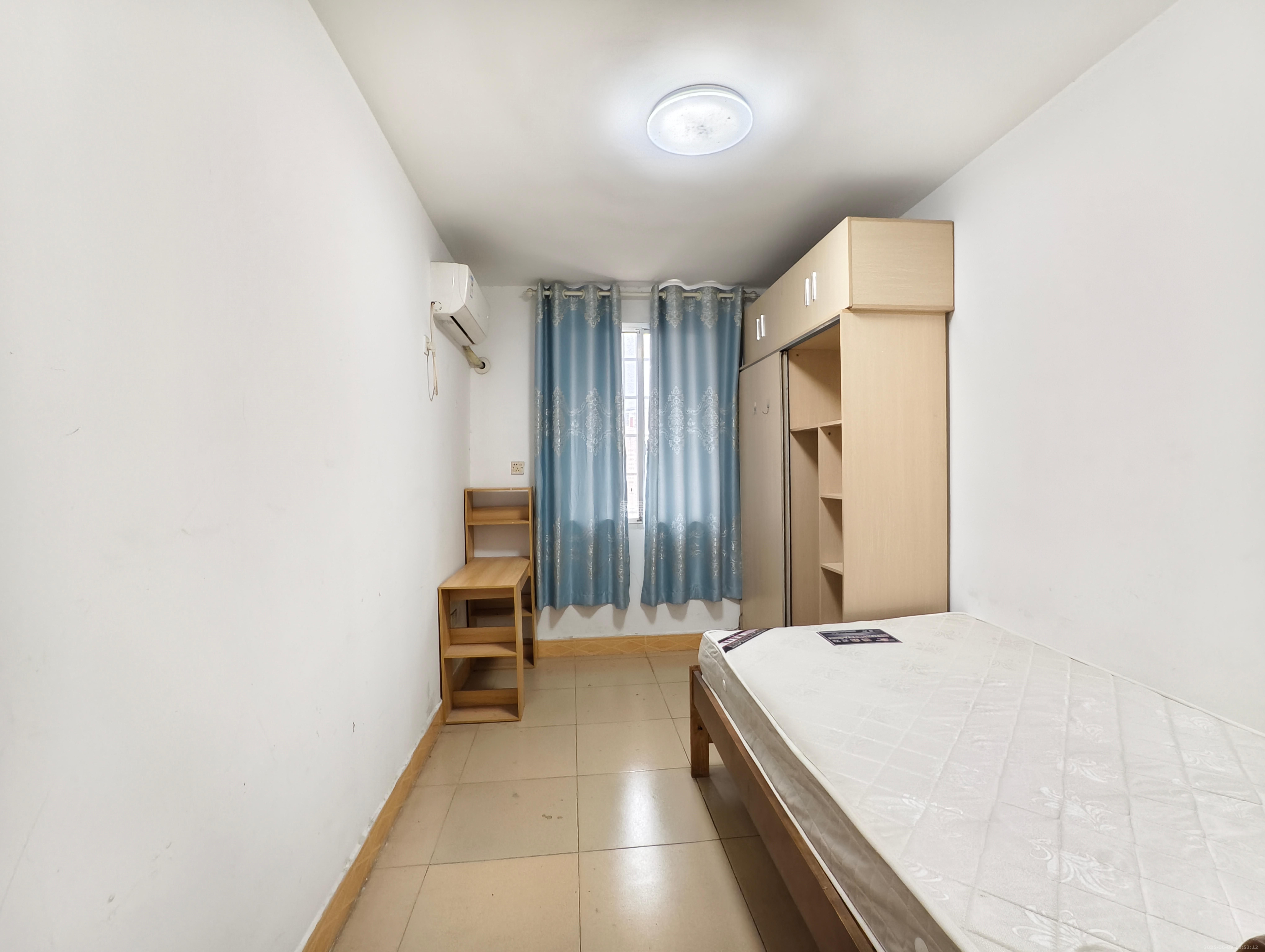 岳银小区（一二三五村）  2室1厅1卫   2000.00元/月室内图