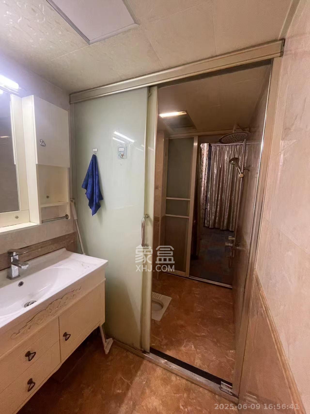 江河双水湾  3室2厅1卫    2600.0元/月室内图