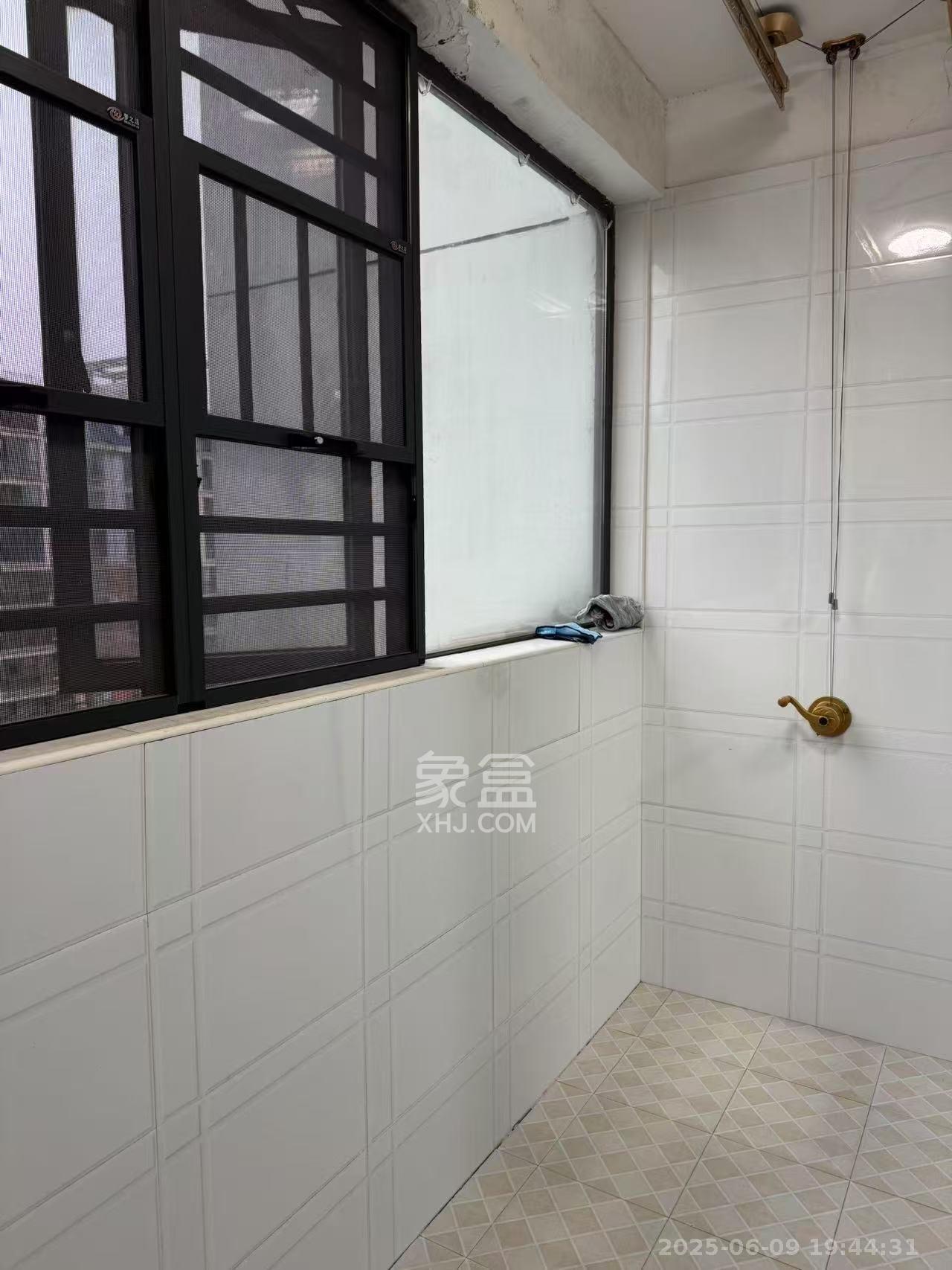 枫丹雅苑（天辰枫丹白露）  1室1厅1卫   4000.00元/月室内图