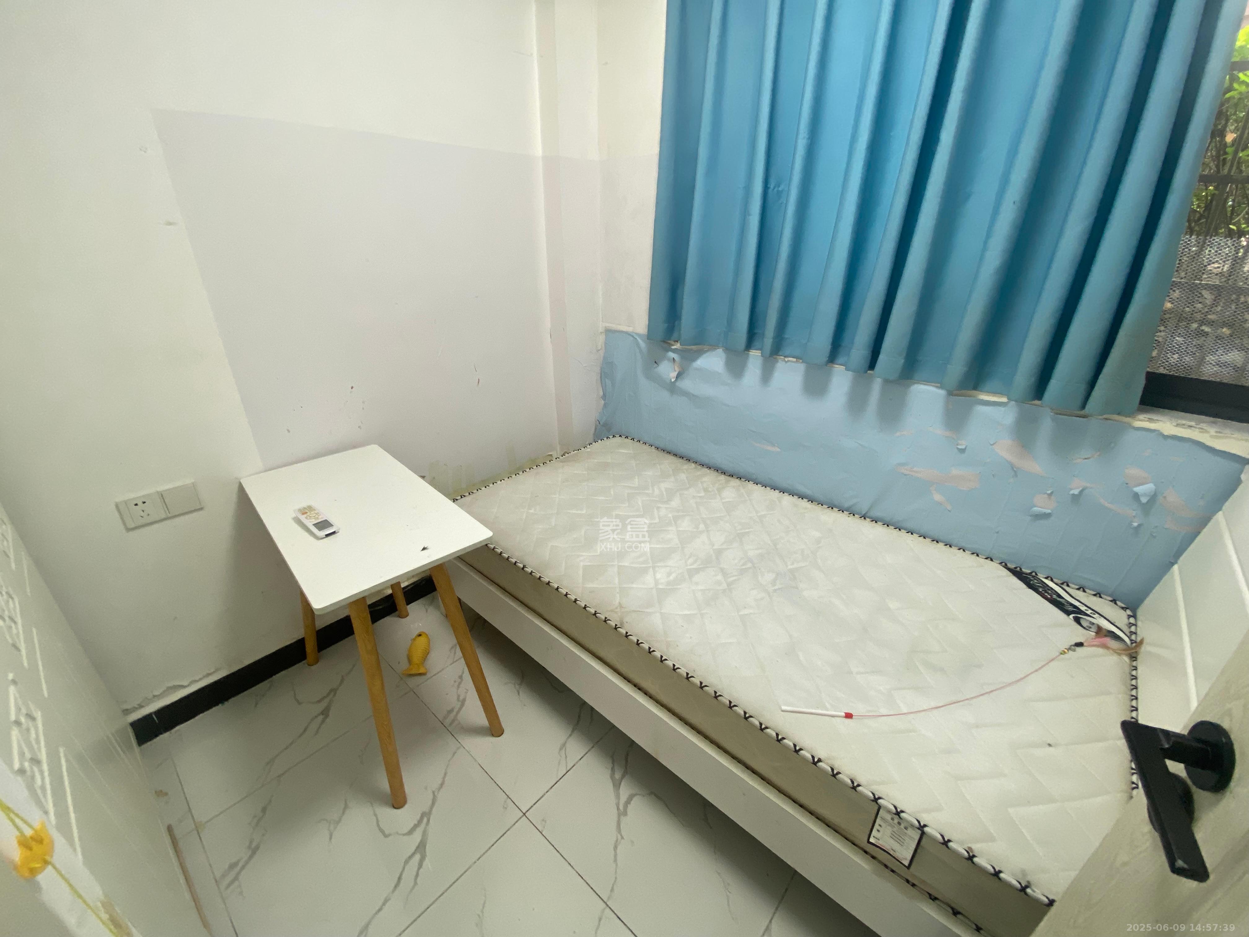 叠彩兰亭   50.0㎡      1600.0元/月室内图