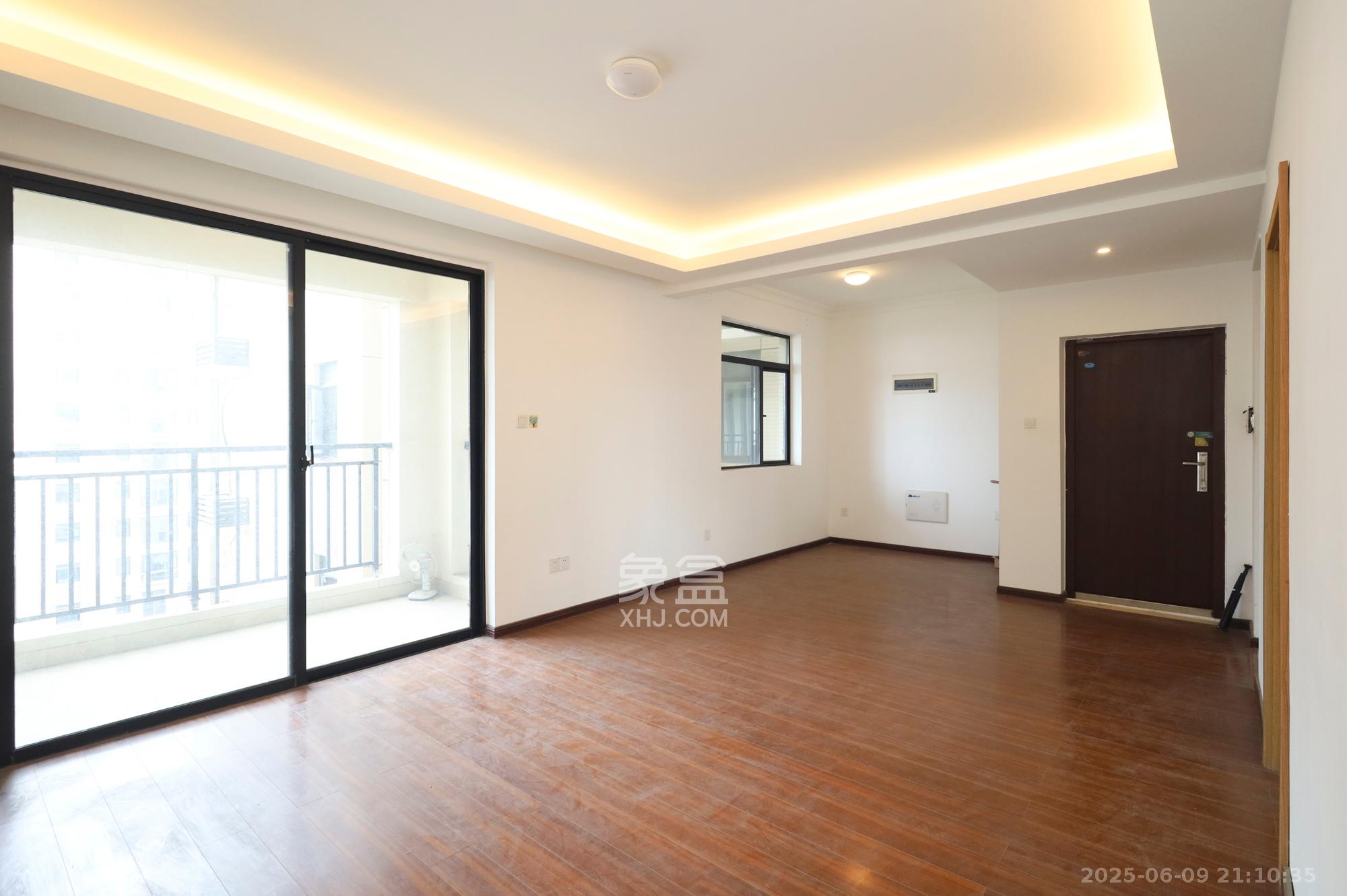 幸福考拉789 3室2厅2卫 77.5万 幸福考拉789 3室2厅2卫 77.5万客厅