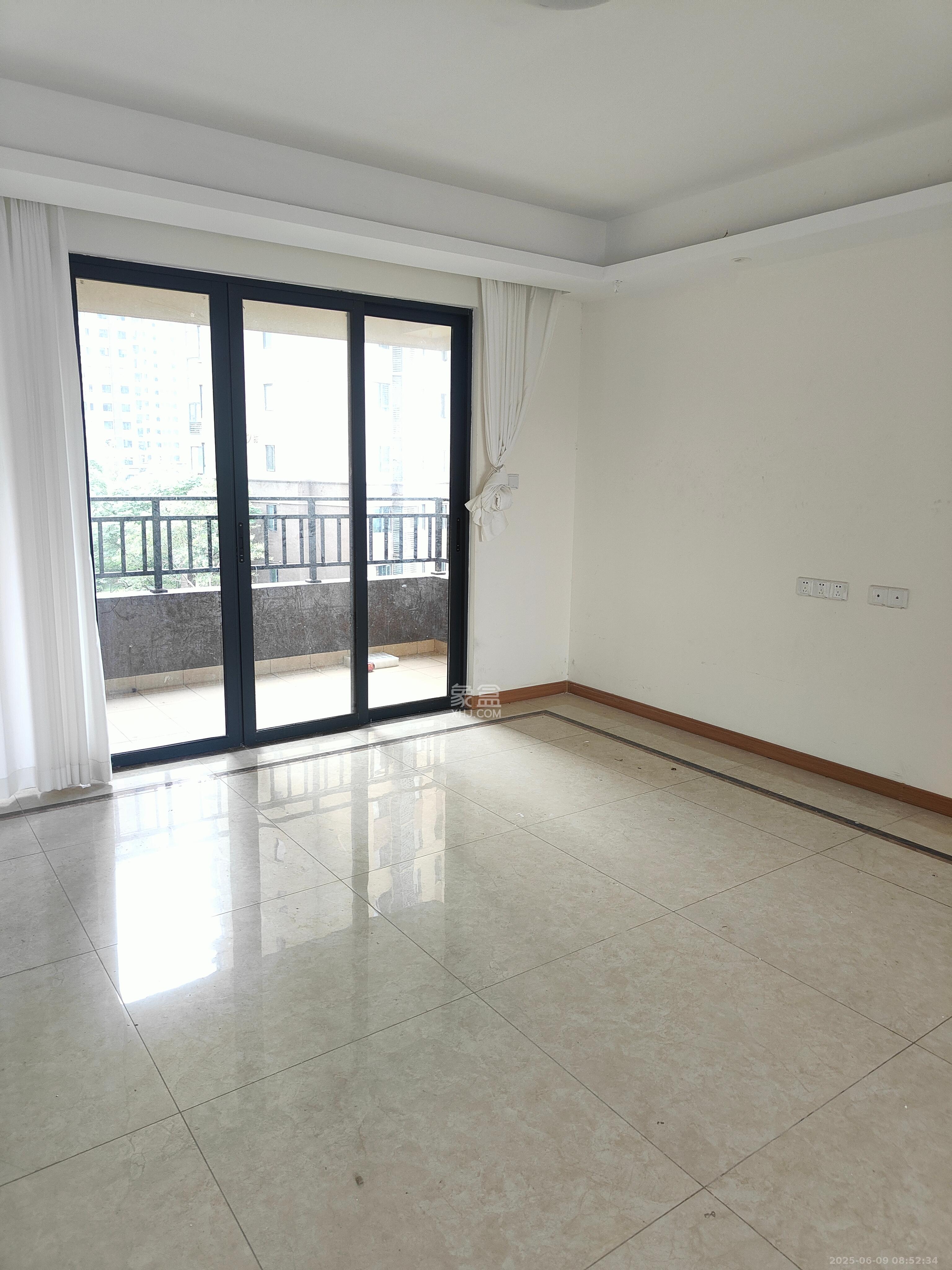 中建璟和城 4室2厅2卫 3000.0元/月 中建璟和城 4室2厅2卫 3000.0元/月室内图