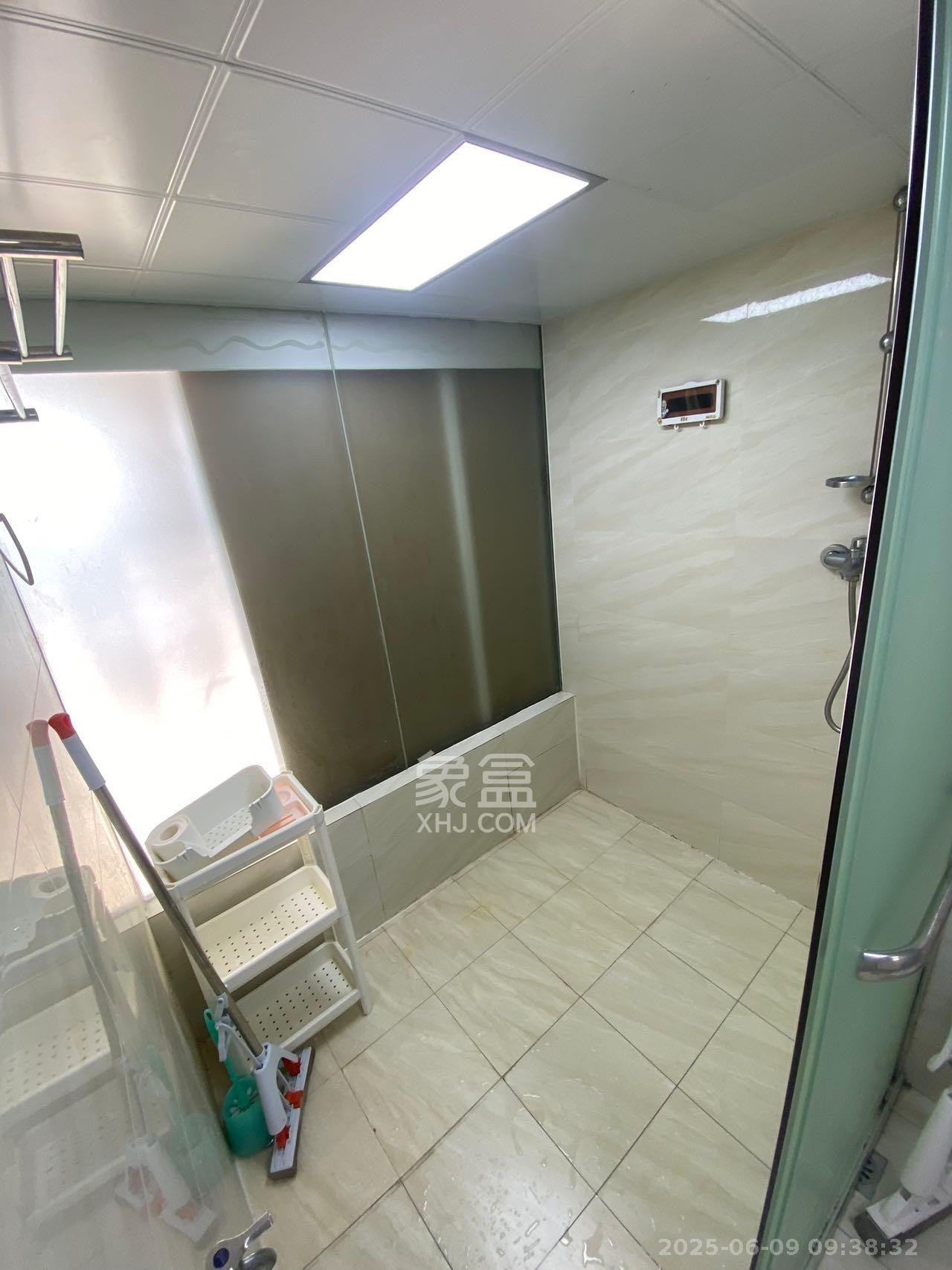 洋湖时代 1室1厅1卫 1600.0元/月 洋湖时代 1室1厅1卫 1600.0元/月室内图