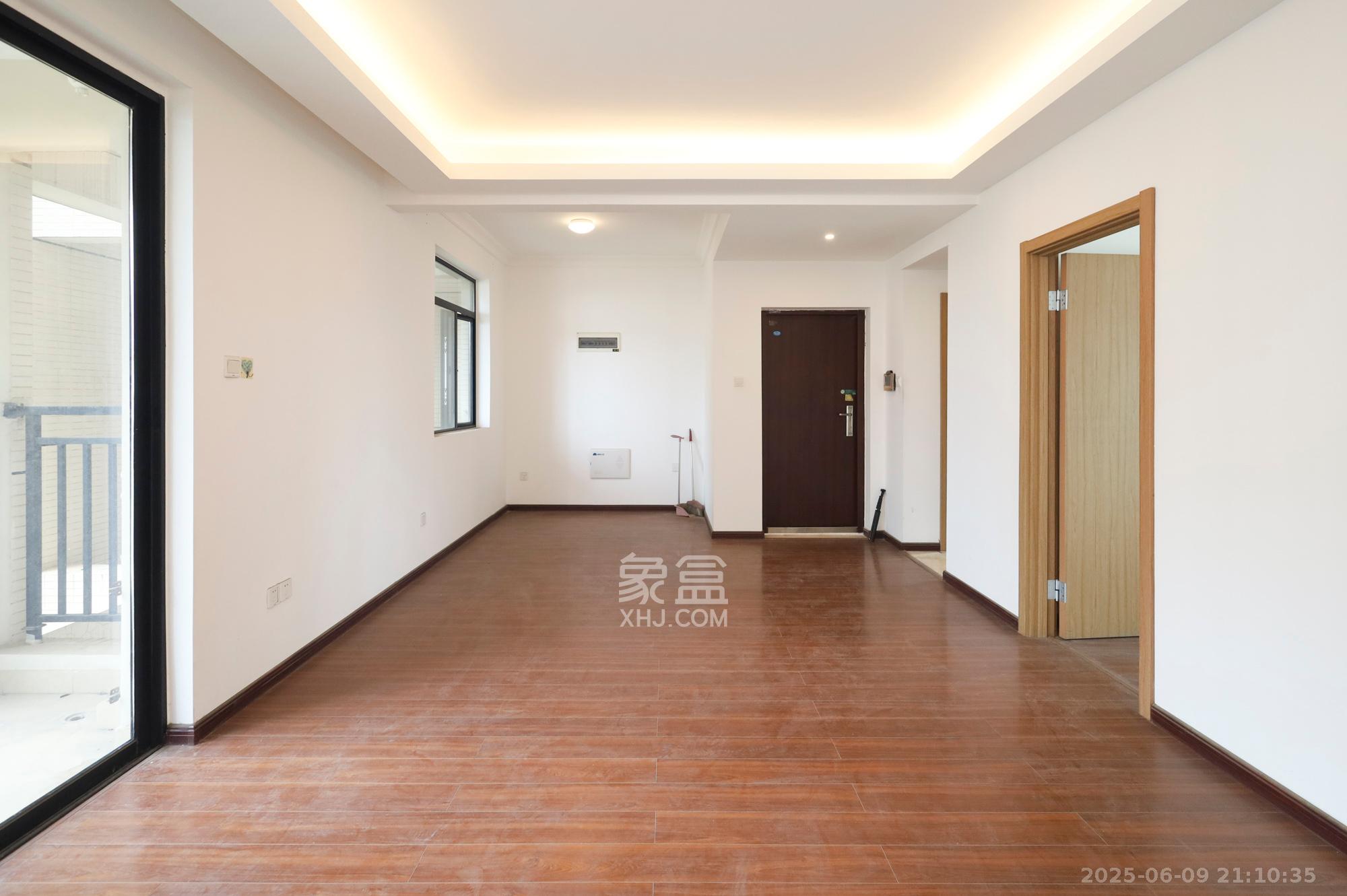 幸福考拉789 3室2厅2卫 77.5万 幸福考拉789 3室2厅2卫 77.5万客厅