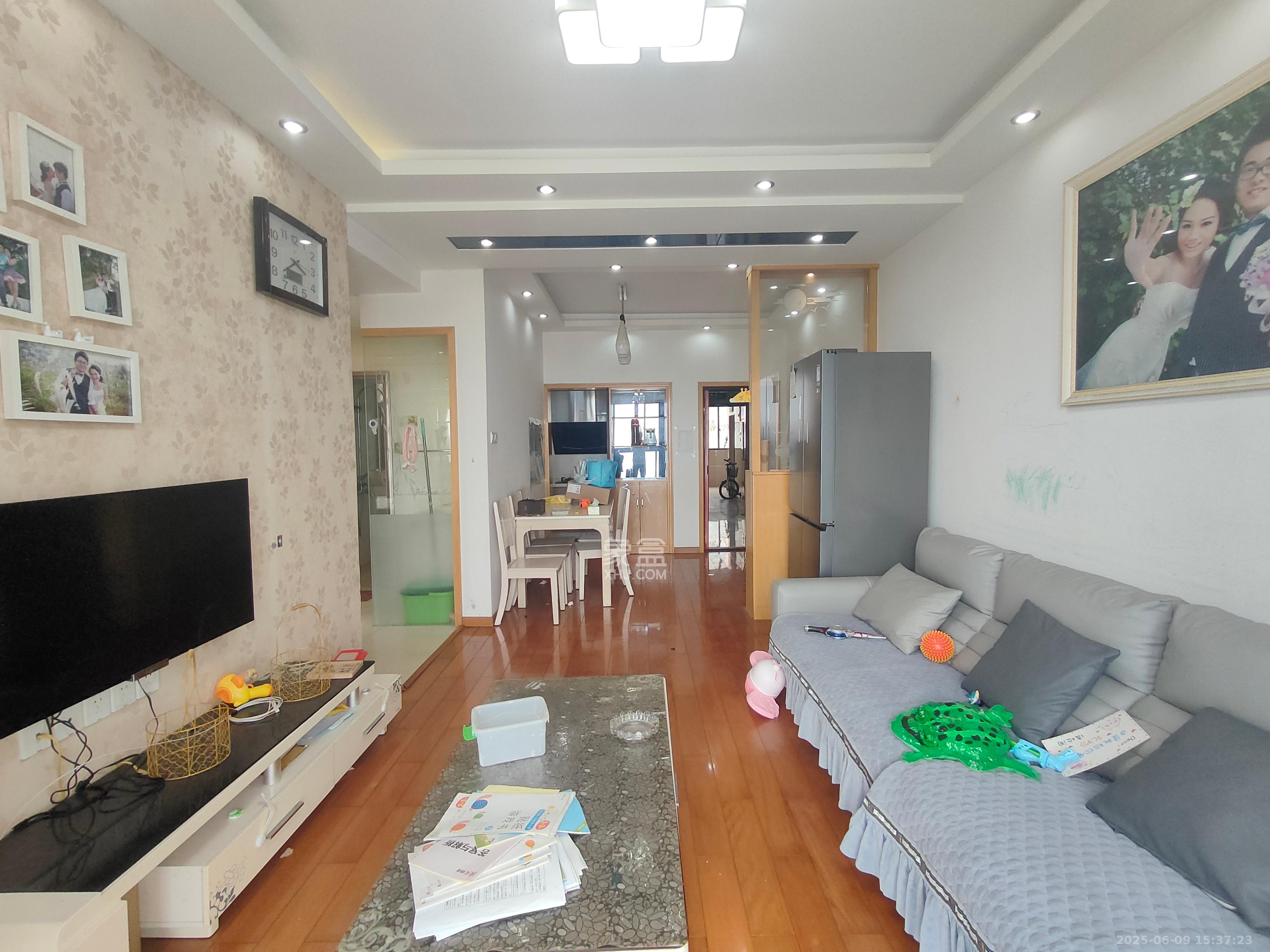 城南故事家园  2室1厅1卫   2200.00元/月室内图
