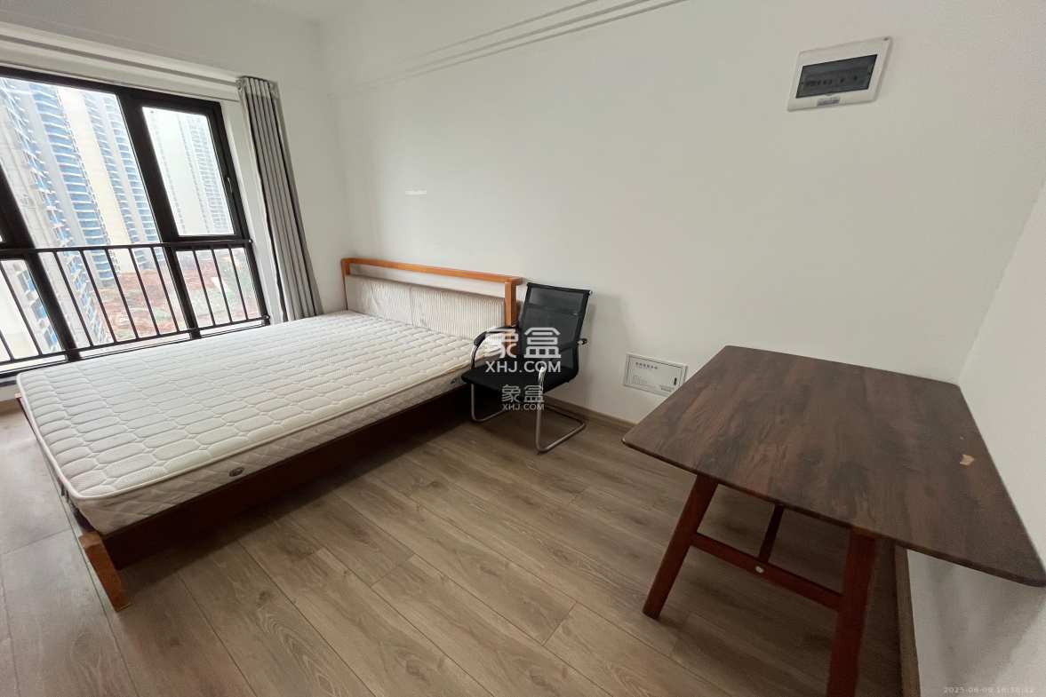 新城和樾(新城和樾公馆)  1室1厅1卫    1100.0元/月 新城和樾(新城和樾公馆)  1室1厅1卫    1100.0元/月室内图