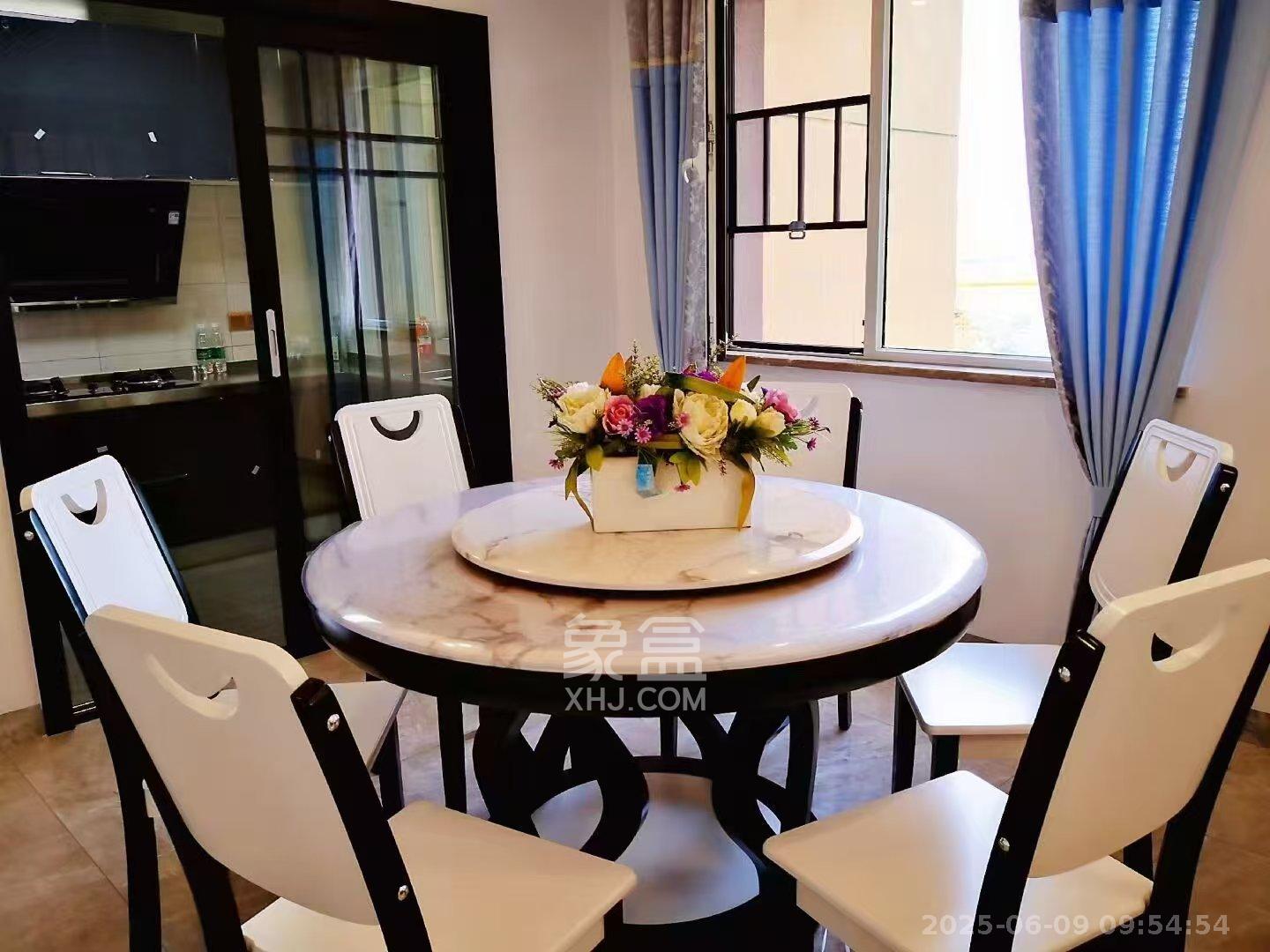 北辰三角洲C2区 3室1厅2卫 5500.0元/月 北辰三角洲C2区 3室1厅2卫 5500.0元/月室内图