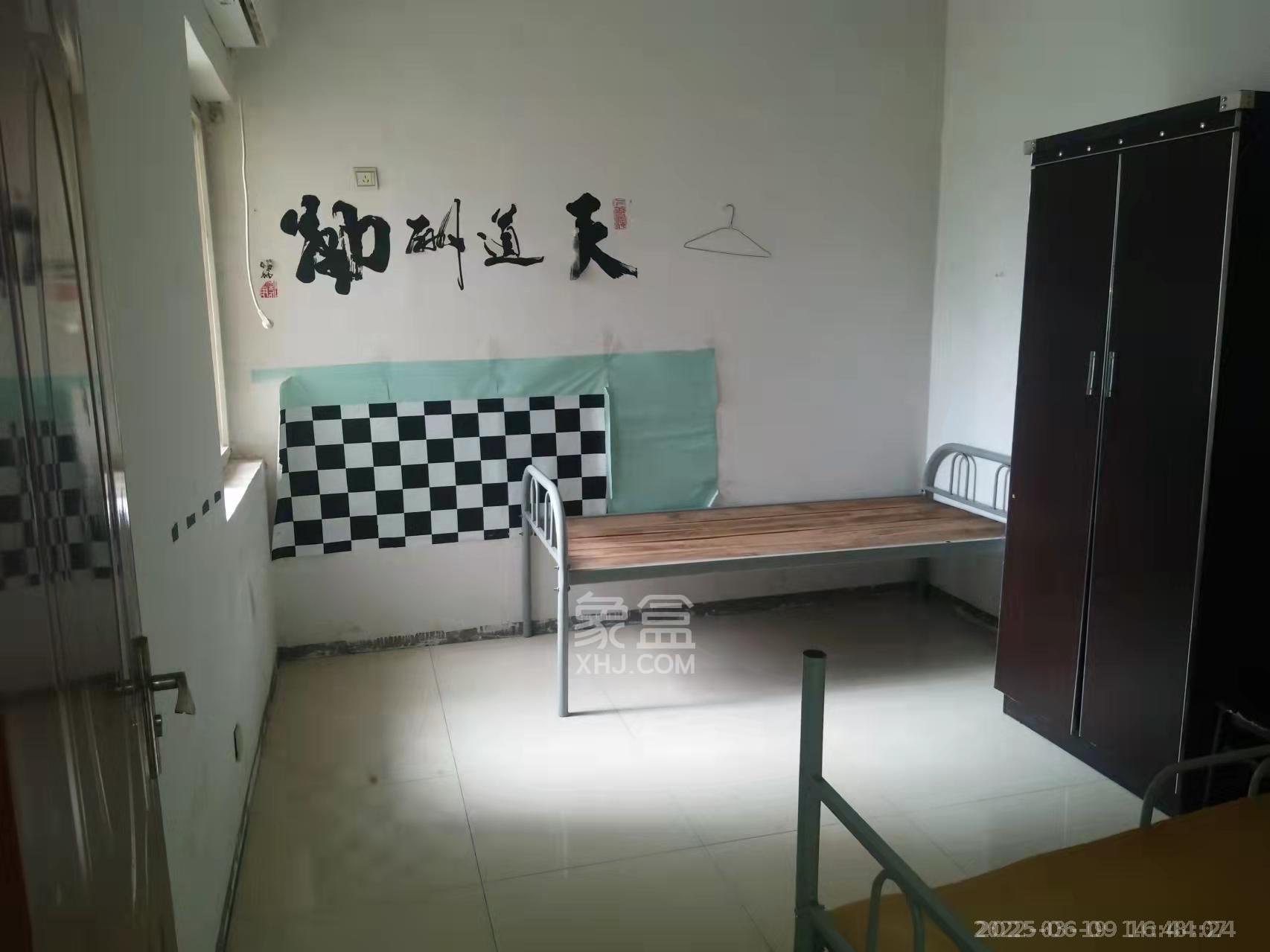 瀚水栗源  3室2厅2卫    1400.0元/月户型图