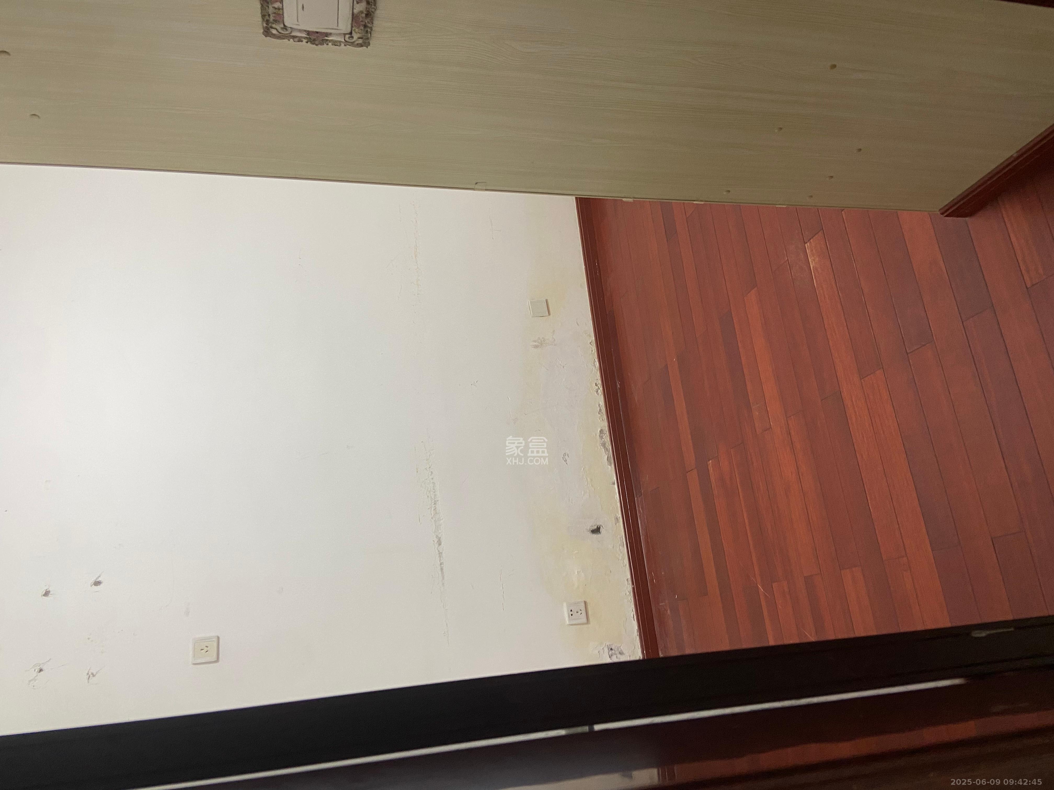 五矿万境水岸一期（万境水岸嘉苑）  1室2厅1卫   2000.00元/月室内图