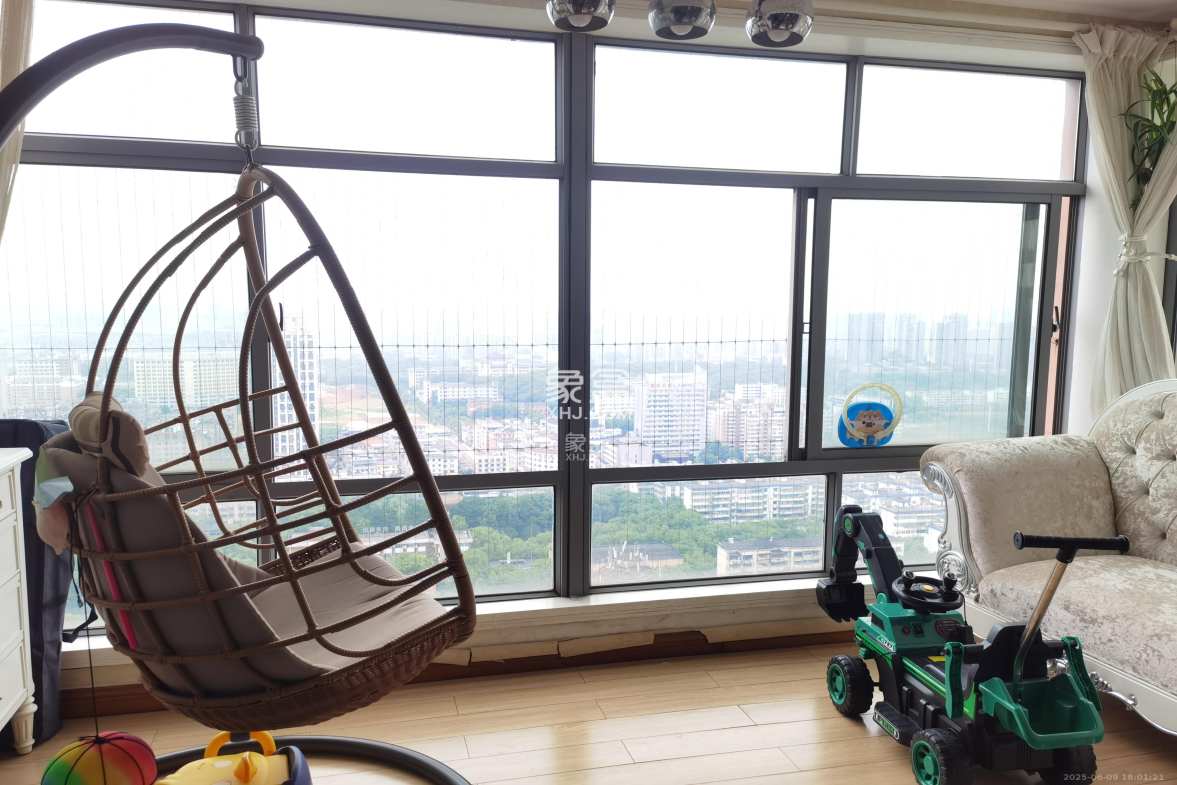 上海城小区 4室2厅2卫 3200.0元/月 上海城小区 4室2厅2卫 3200.0元/月室内图