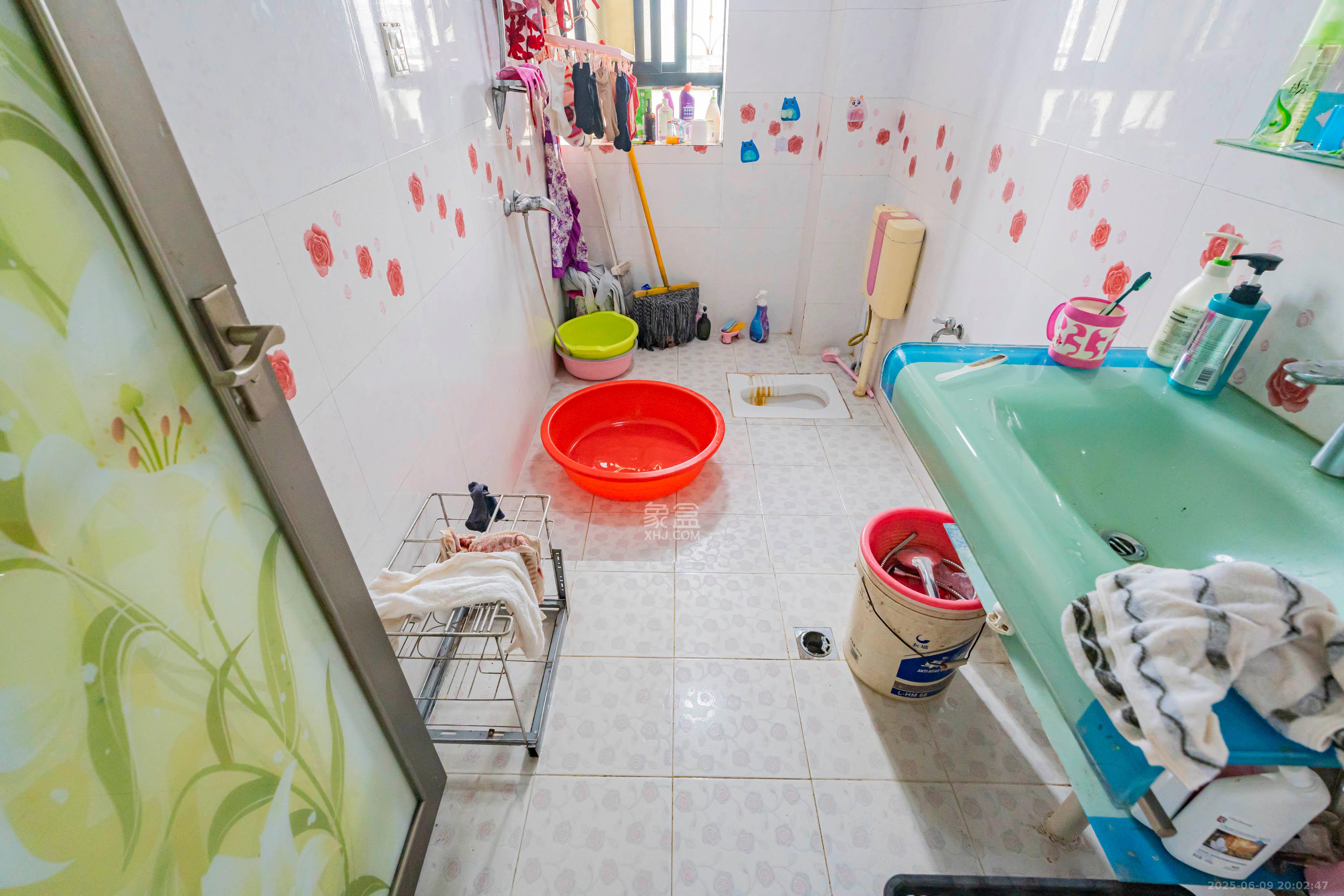 长大卧琥  4室2厅1卫    112.0万 长大卧琥  4室2厅1卫    112.0万卫生间