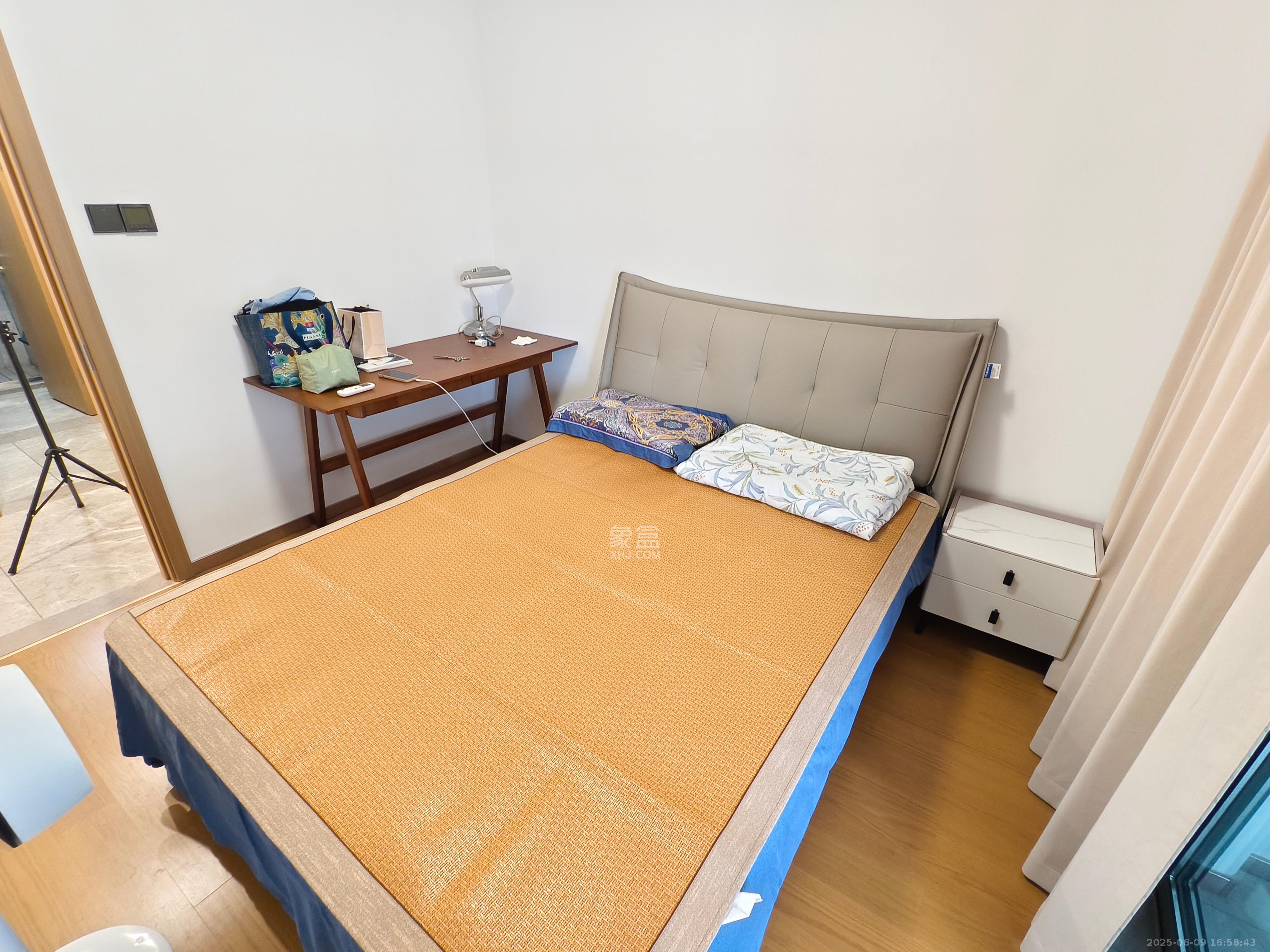 旭辉雨花郡  3室2厅2卫   4300.00元/月室内图