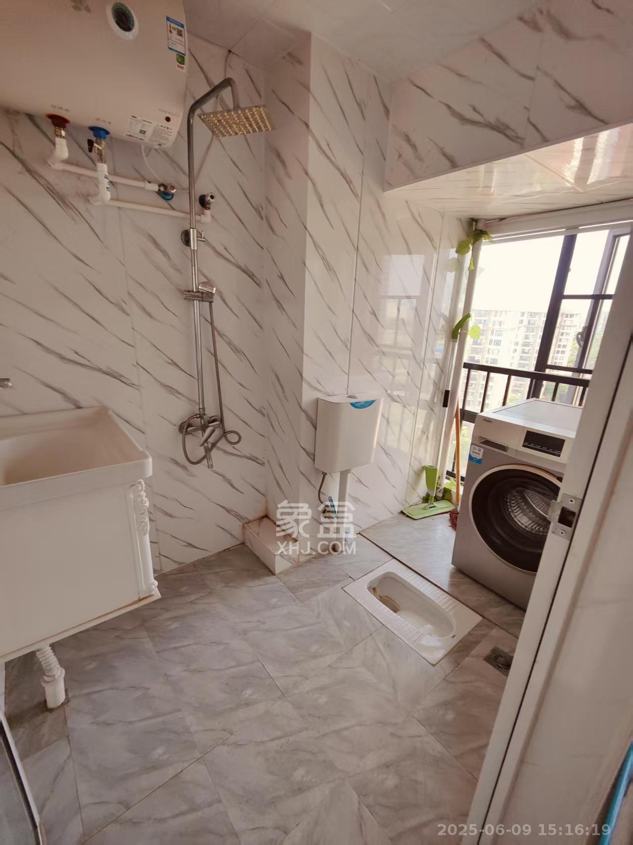 中建芙蓉嘉苑 1室1厅1卫 1200.0元/月 中建芙蓉嘉苑 1室1厅1卫 1200.0元/月室内图