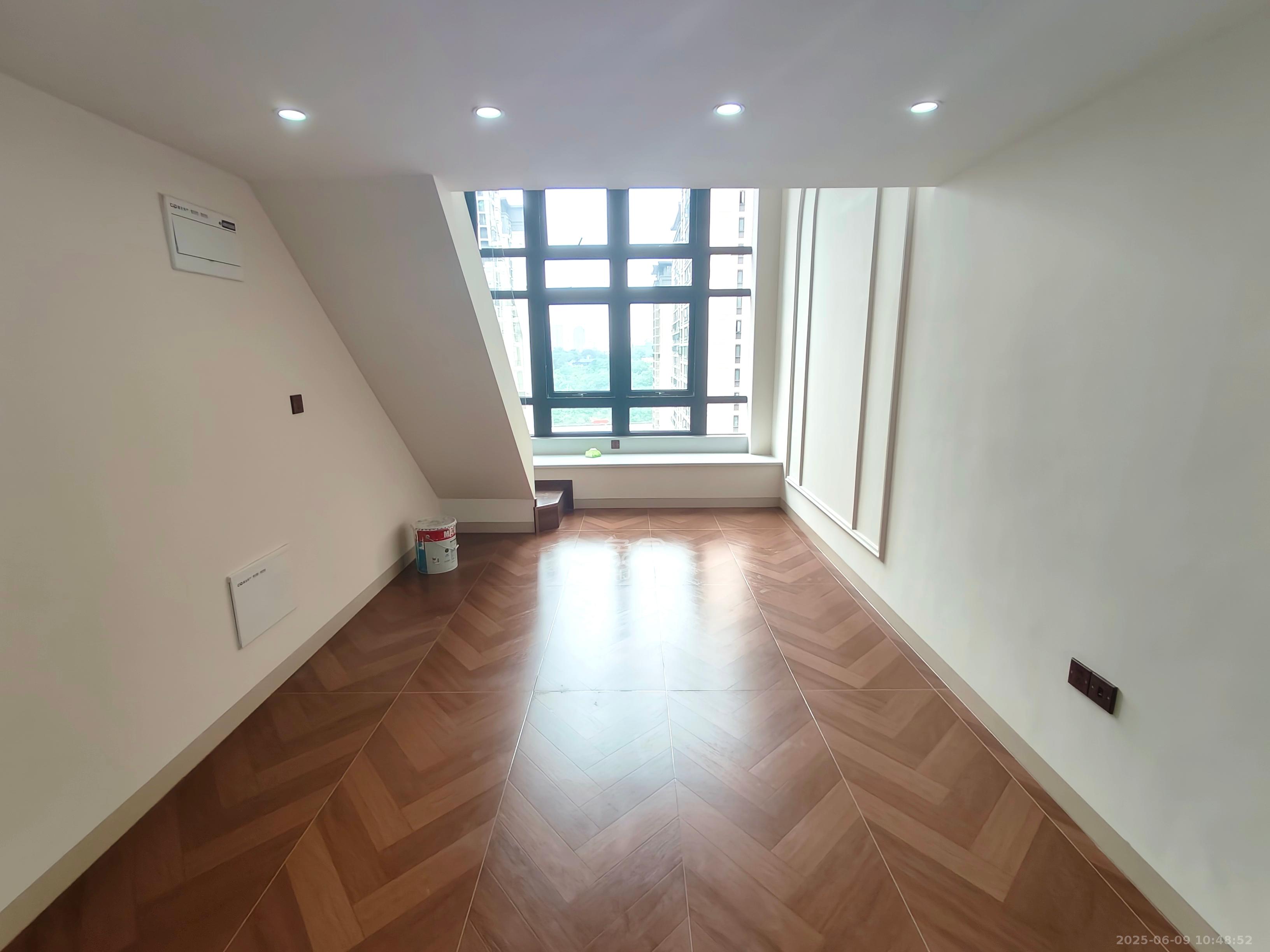 建发玖洲观澜  1室1厅1卫   2300.00元/月室内图