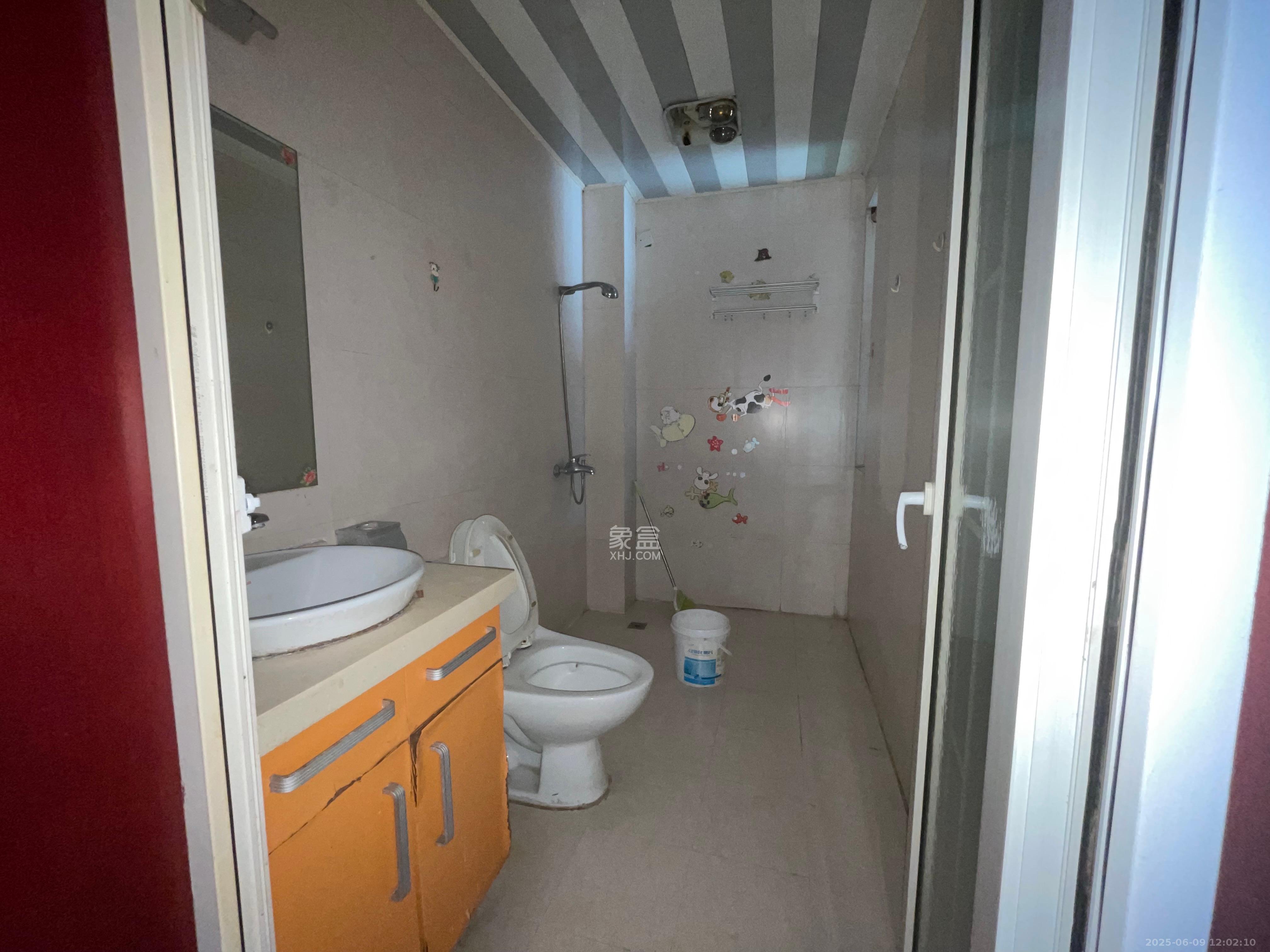 中江国际花城 3室2厅1卫 2400.0元/月 中江国际花城 3室2厅1卫 2400.0元/月室内图