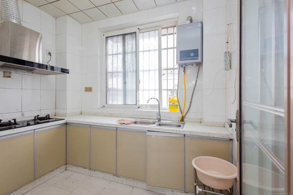 紫东苑(星沙) 4室2厅2卫 46.0万 紫东苑(星沙) 4室2厅2卫 46.0万厨房