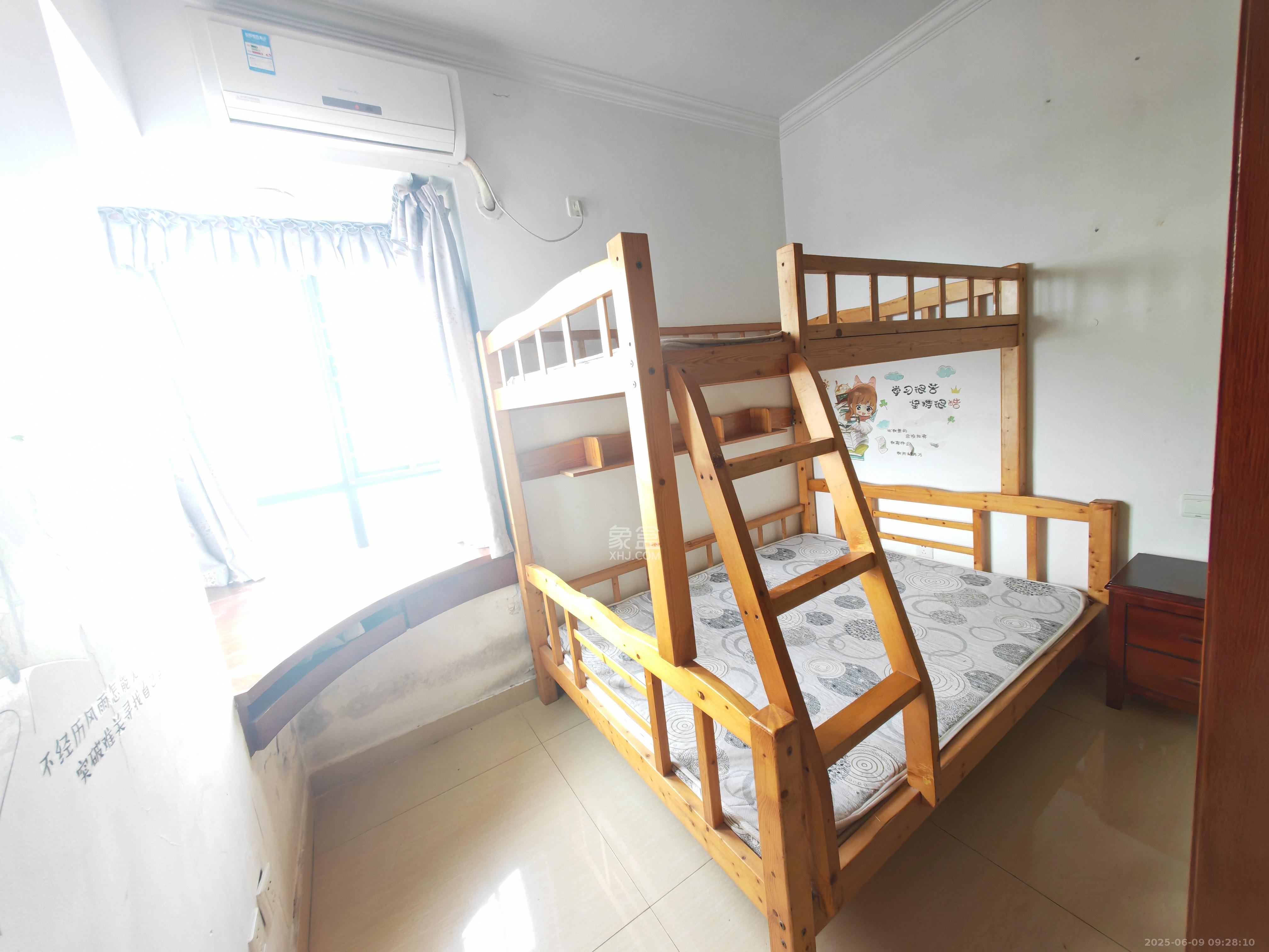 莱茵城 3室2厅1卫 1800.0元/月 莱茵城 3室2厅1卫 1800.0元/月室内图