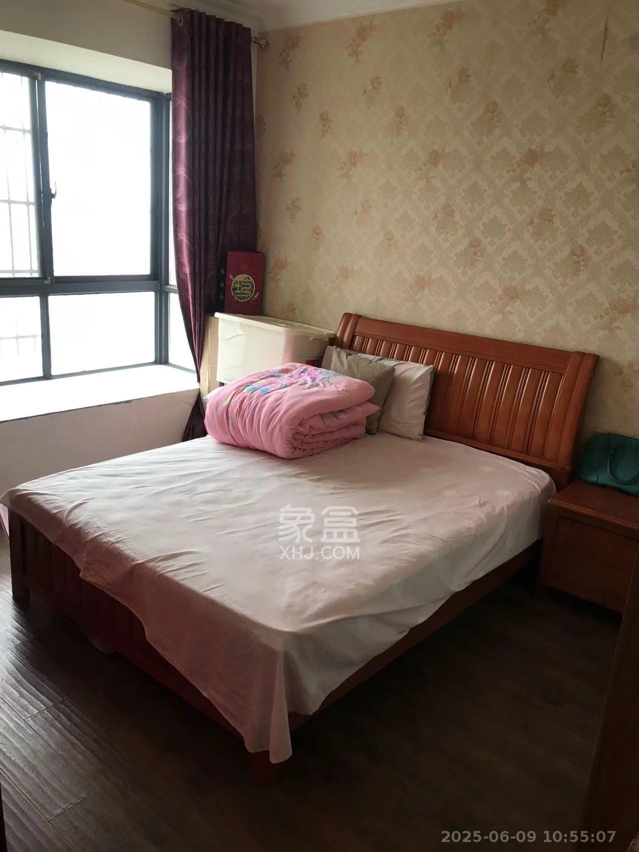 旺景园  2室2厅1卫   2200.00元/月室内图