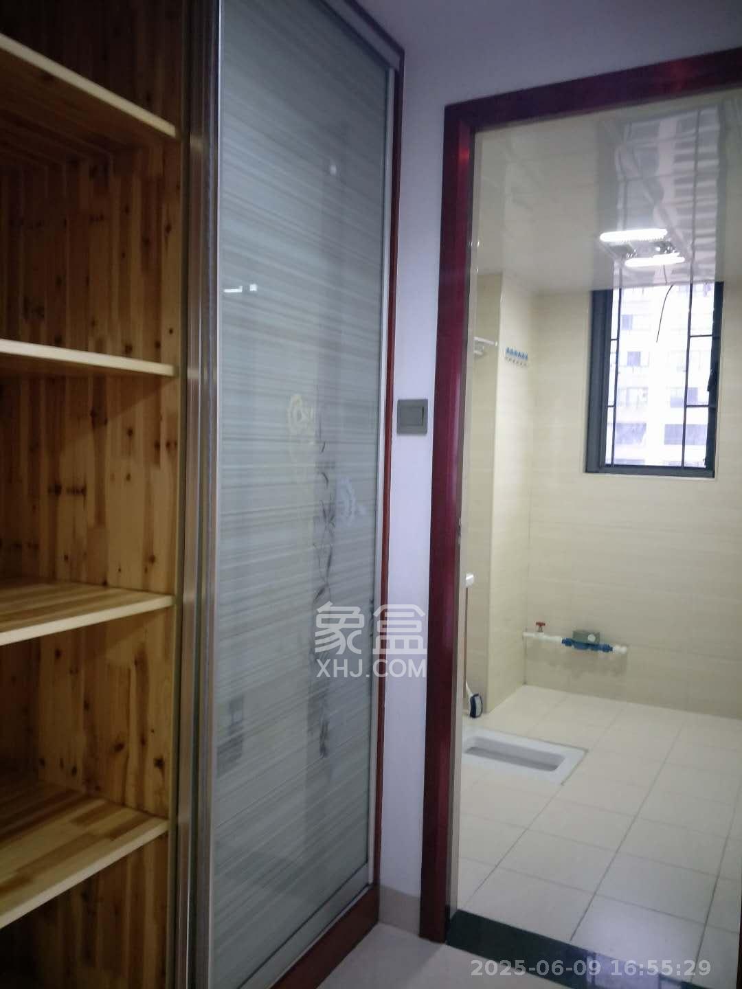 长房时代城 4室2厅2卫 3600.0元/月 长房时代城 4室2厅2卫 3600.0元/月室内图