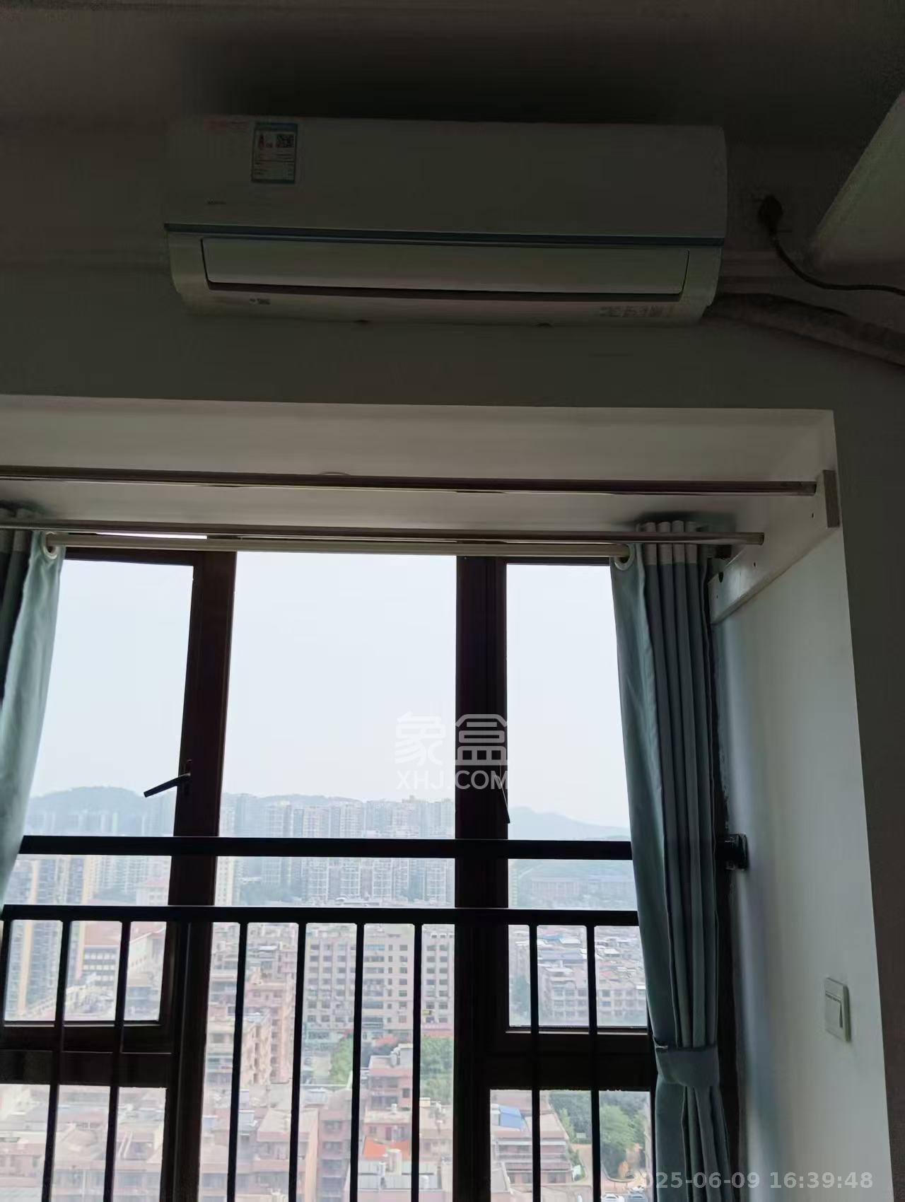 江山帝景哈佛  1室1厅1卫   1300.00元/月室内图
