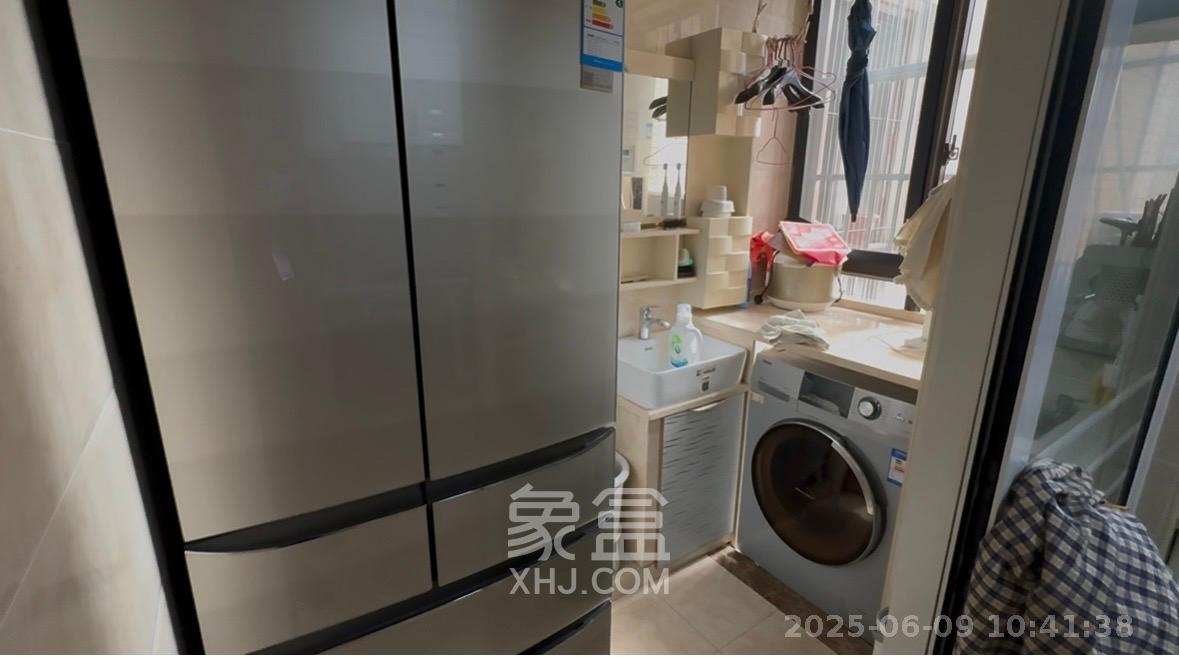 芒果天地(芒果雅苑)  3室2厅1卫   2900.00元/月室内图
