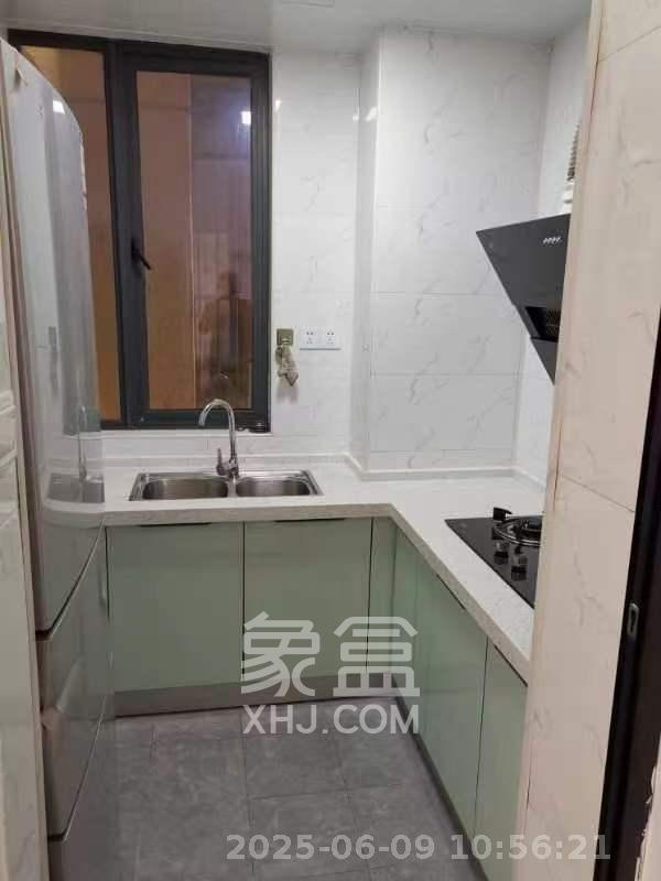 爵世名邸东湖（东湖壹号企业总部基地）  4室2厅1卫   2400.00元/月室内图