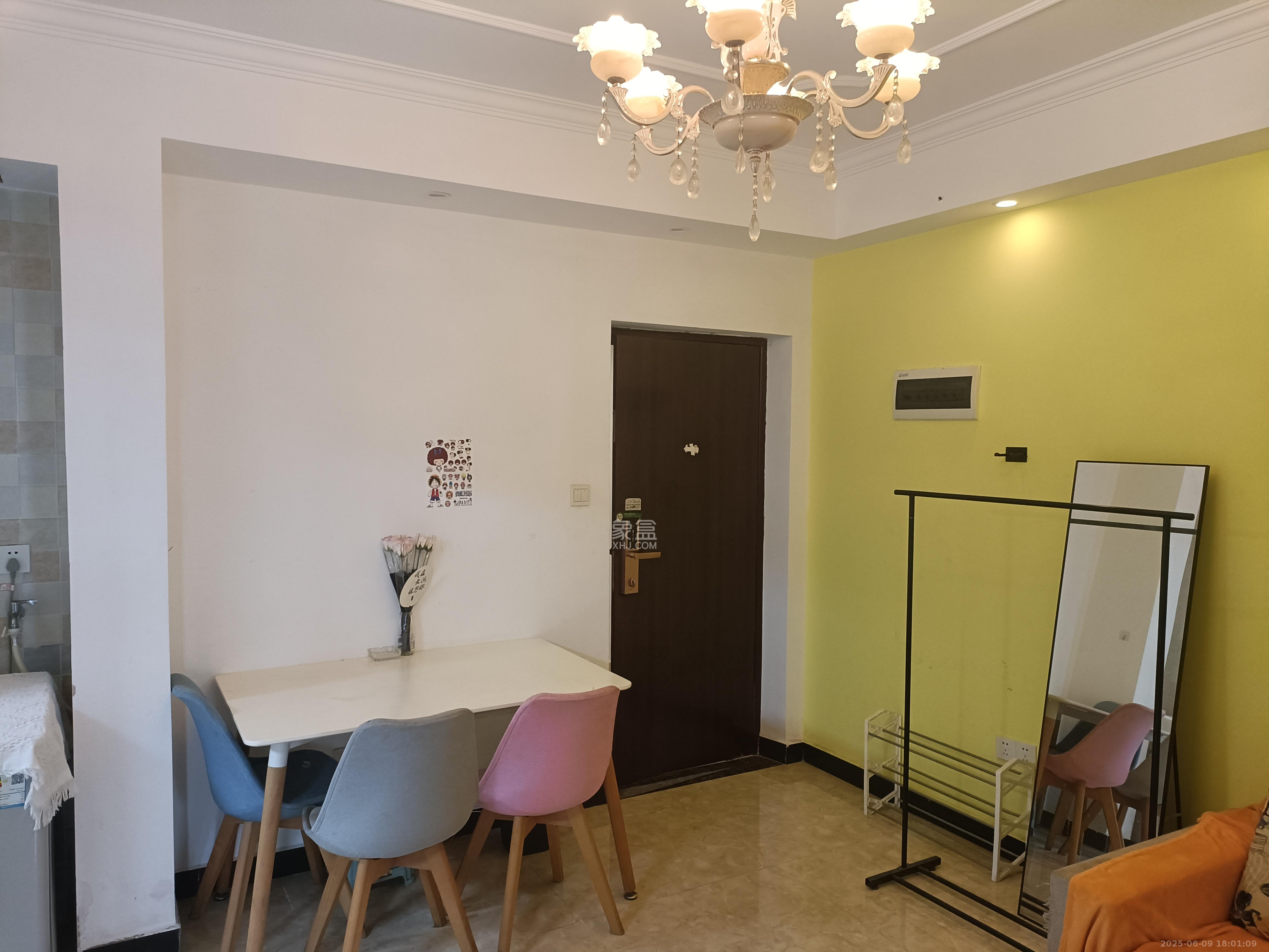 欧亚达国际广场 2室2厅1卫 2000.0元/月 欧亚达国际广场 2室2厅1卫 2000.0元/月室内图