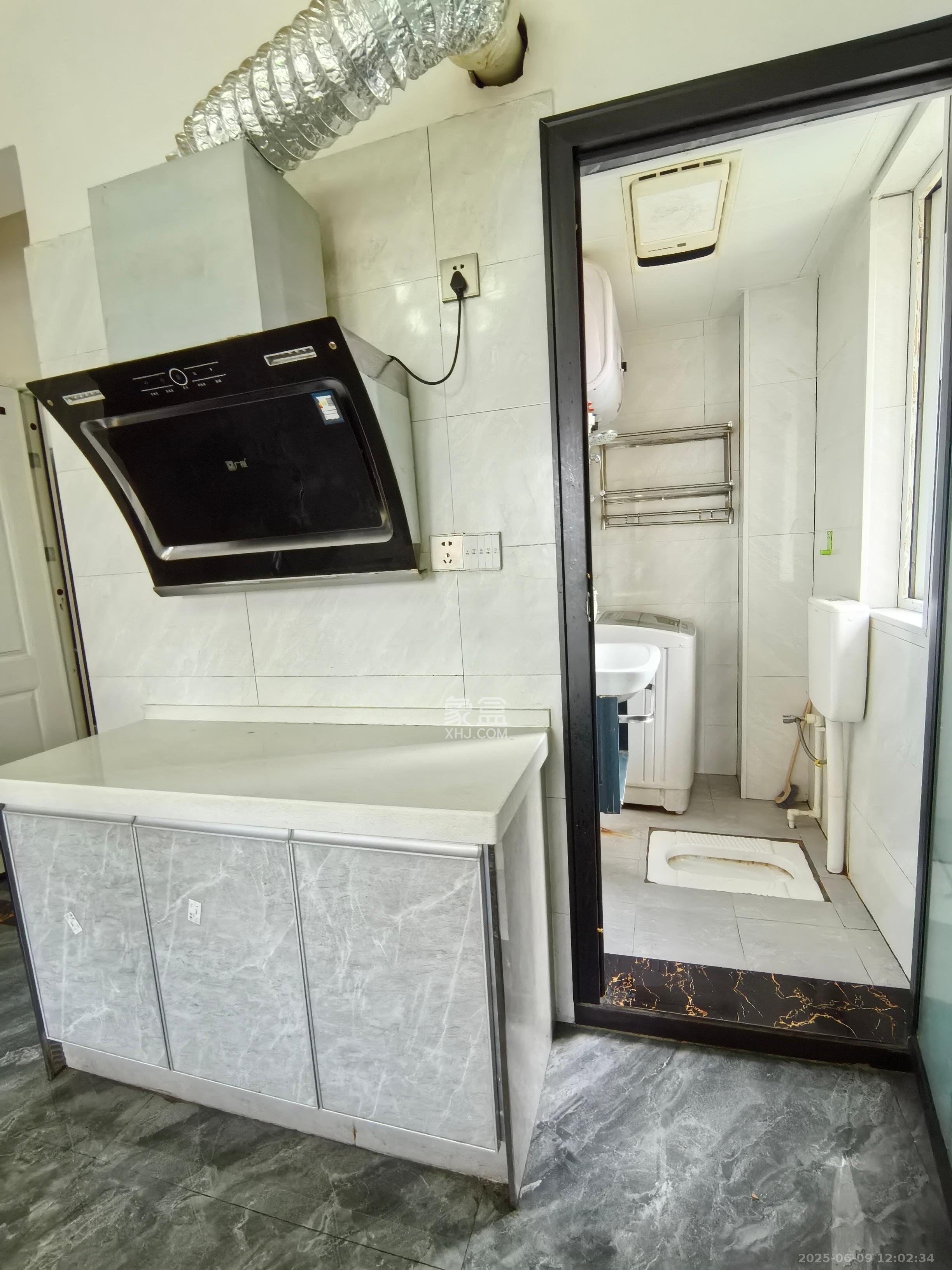 荣盛花语城  1室1厅1卫    900.0元/月 荣盛花语城  1室1厅1卫    900.0元/月室内图