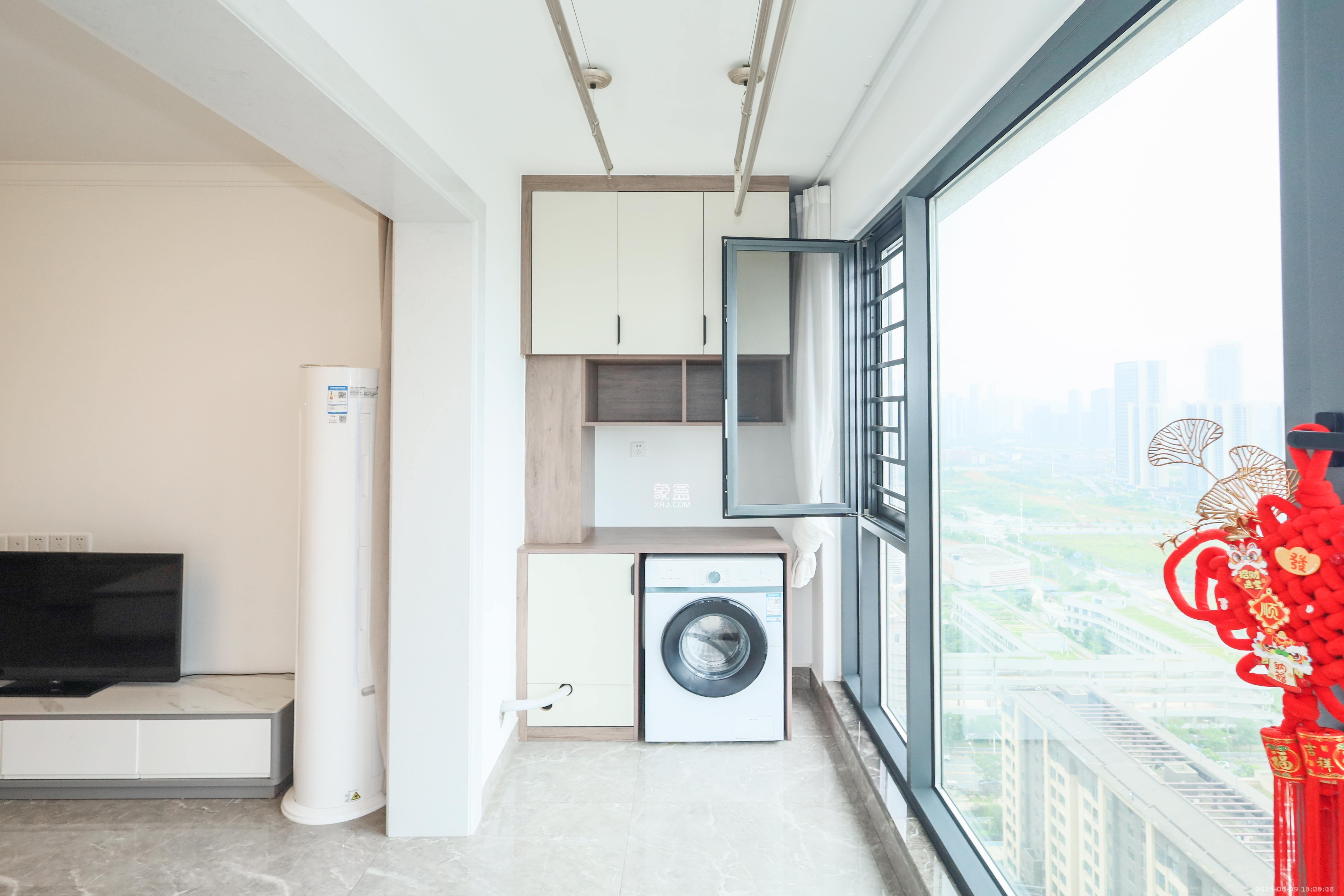 越秀亲爱里  3室2厅2卫   2800.00元/月室内图