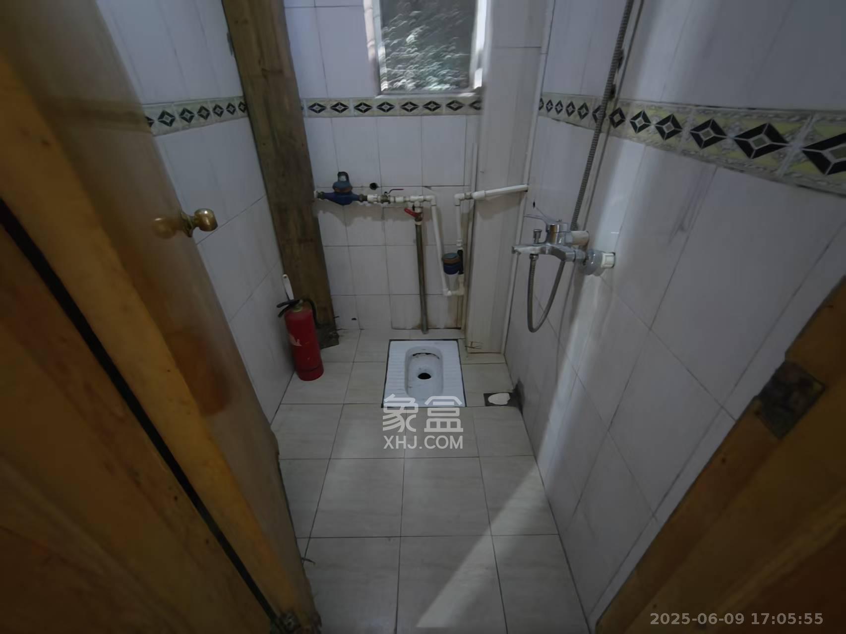 幸福桥、潘家坪路散盘 4室2厅1卫 2200.0元/月 幸福桥、潘家坪路散盘 4室2厅1卫 2200.0元/月室内图