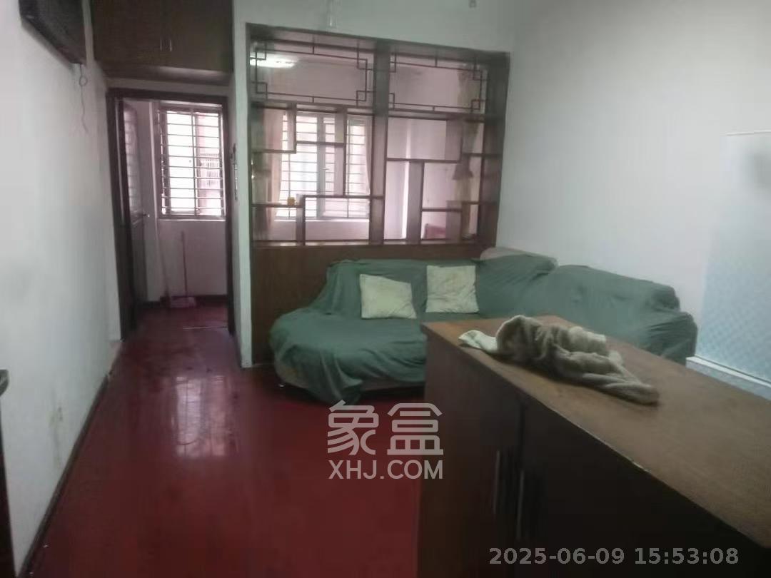 上海城小区 1室1厅1卫 1400.0元/月 上海城小区 1室1厅1卫 1400.0元/月室内图