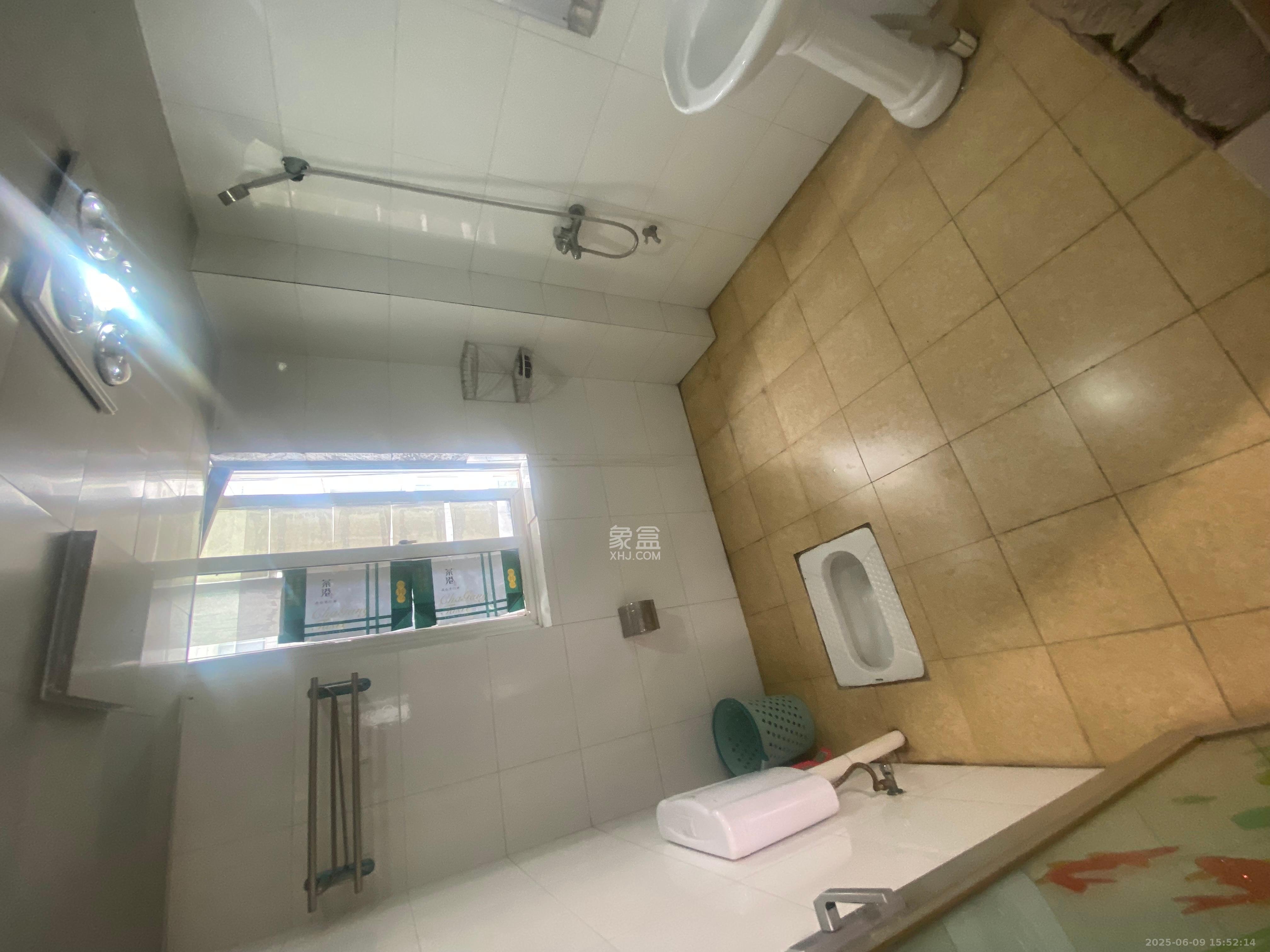 新芙蓉之都  3室2厅1卫   3500.00元/月室内图