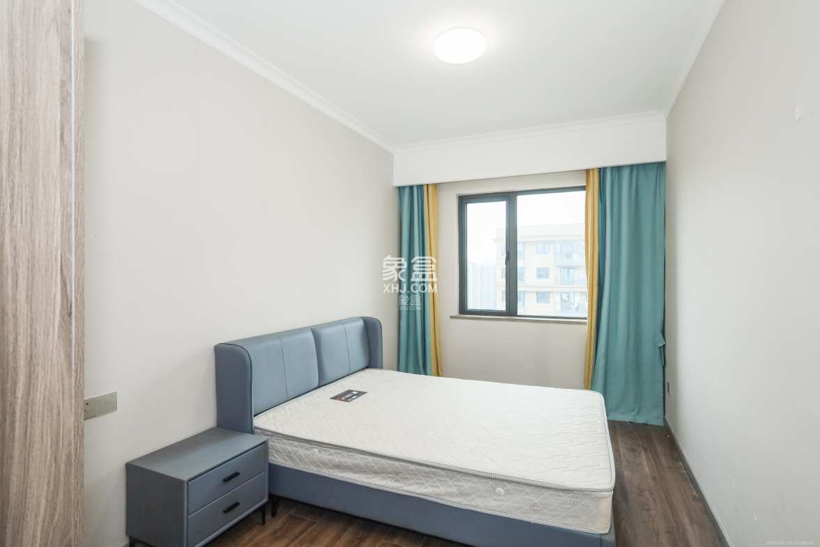 梦想新天地  4室2厅2卫    129.0万 梦想新天地  4室2厅2卫    129.0万卧室