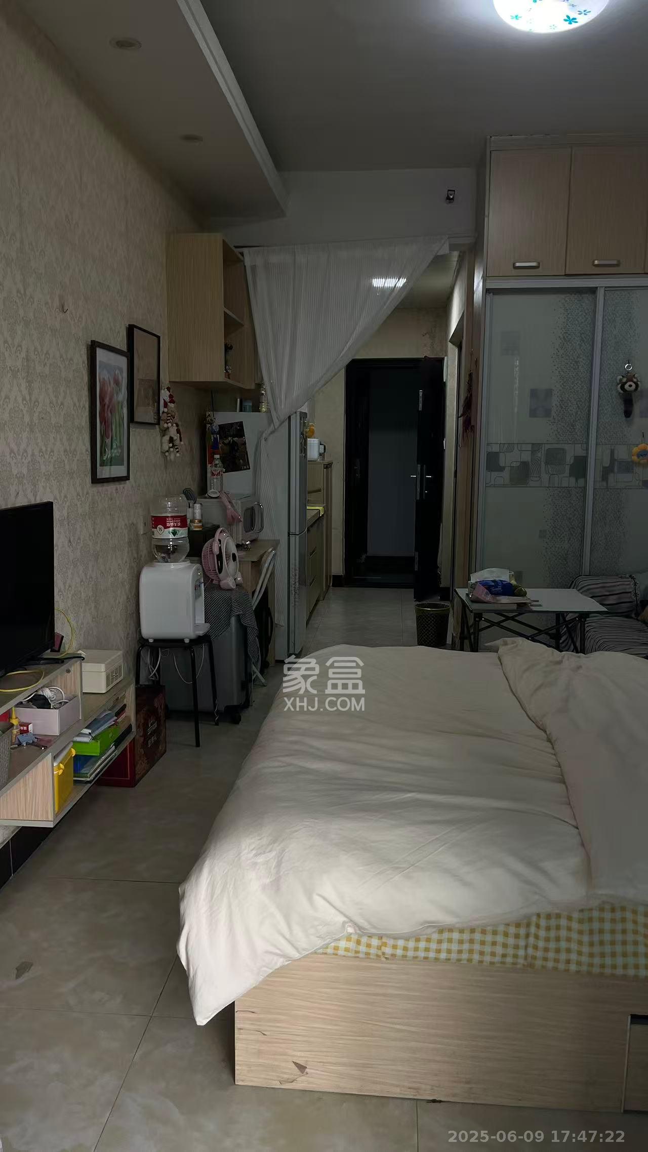 绿地中央广场  1室1厅1卫   1500.00元/月室内图