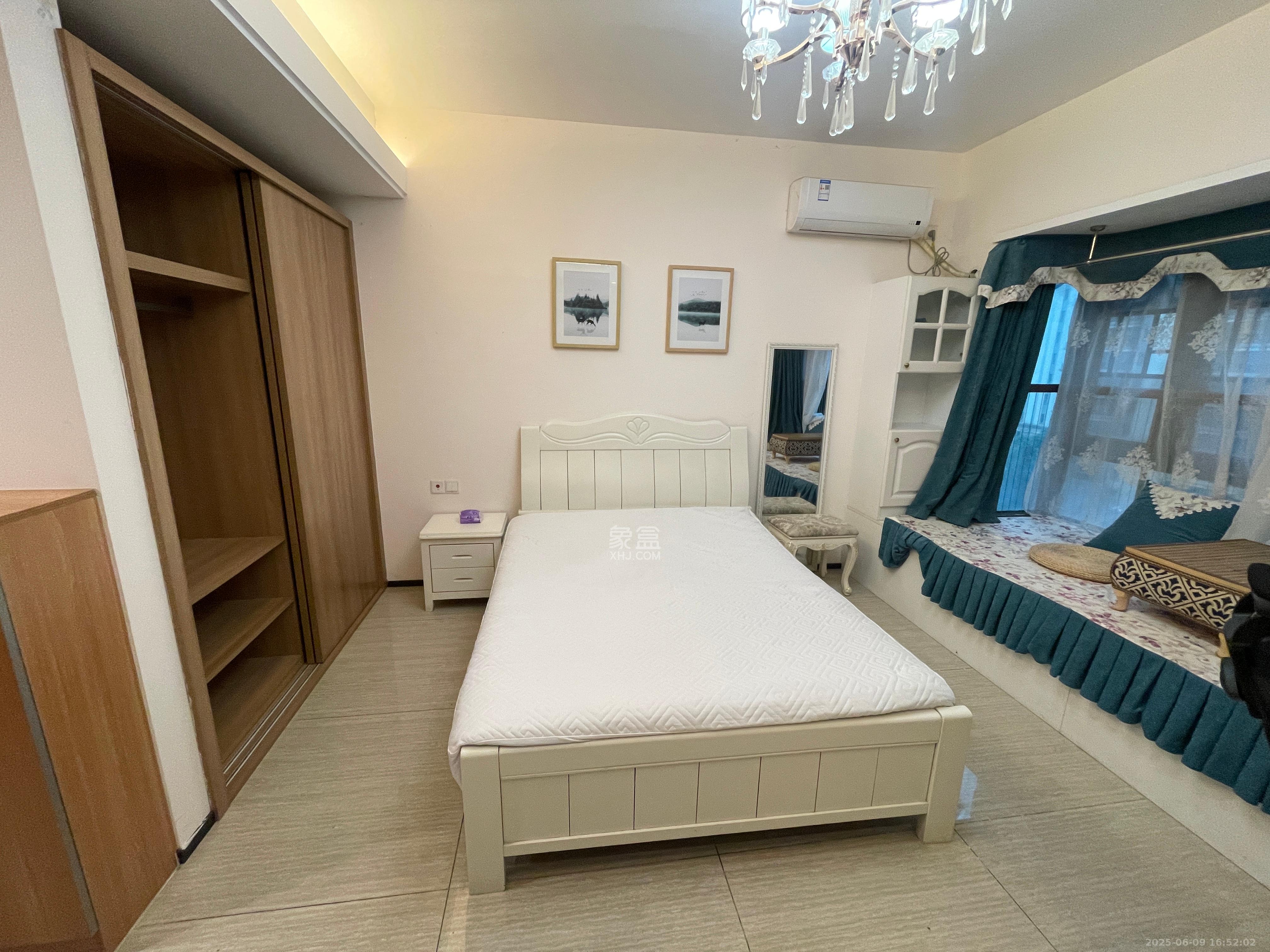 恒大翡翠华庭  1室1厅1卫    1400.0元/月 恒大翡翠华庭  1室1厅1卫    1400.0元/月室内图