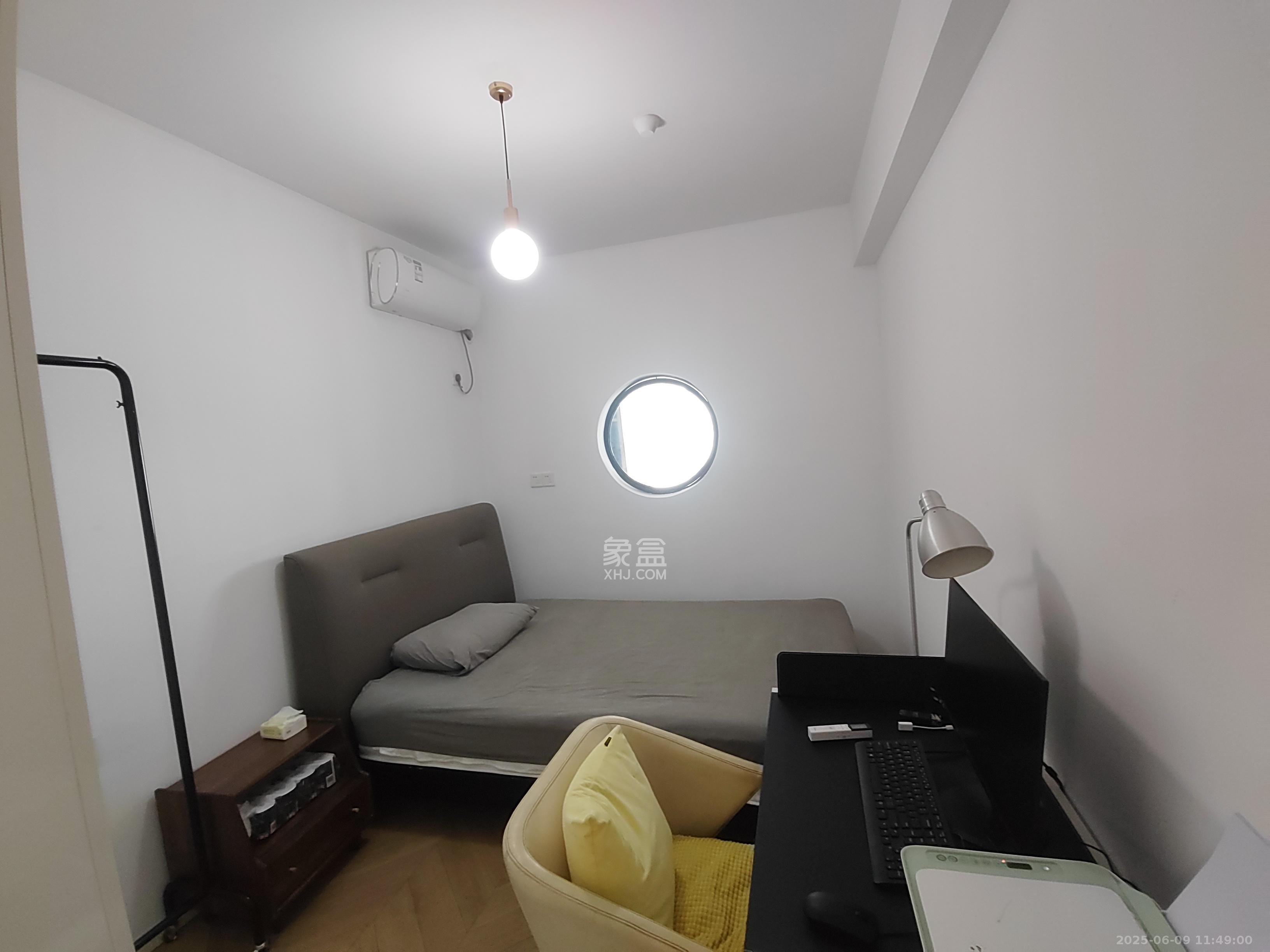 潮宗御苑 4室2厅1卫 10000.0元/月 潮宗御苑 4室2厅1卫 10000.0元/月室内图